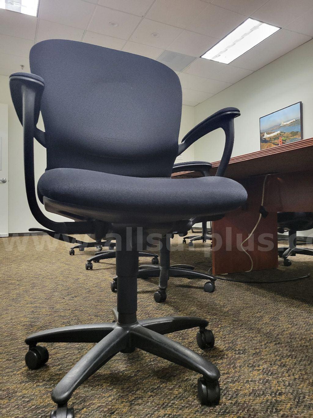Conference Table & Chairs   Government Surplus Auction - Photo #3