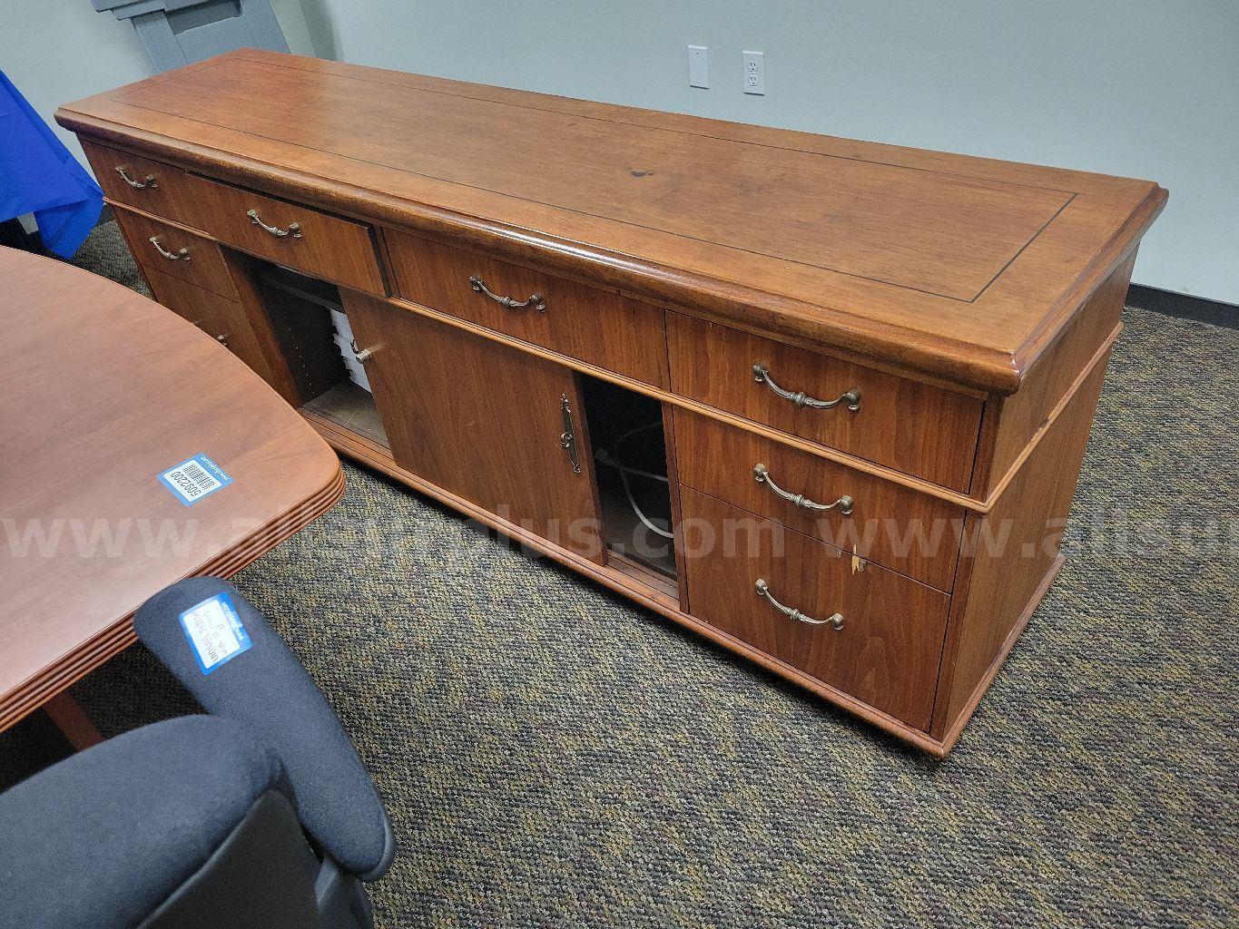 Conference Table & Chairs   Government Surplus Auction - Photo #4