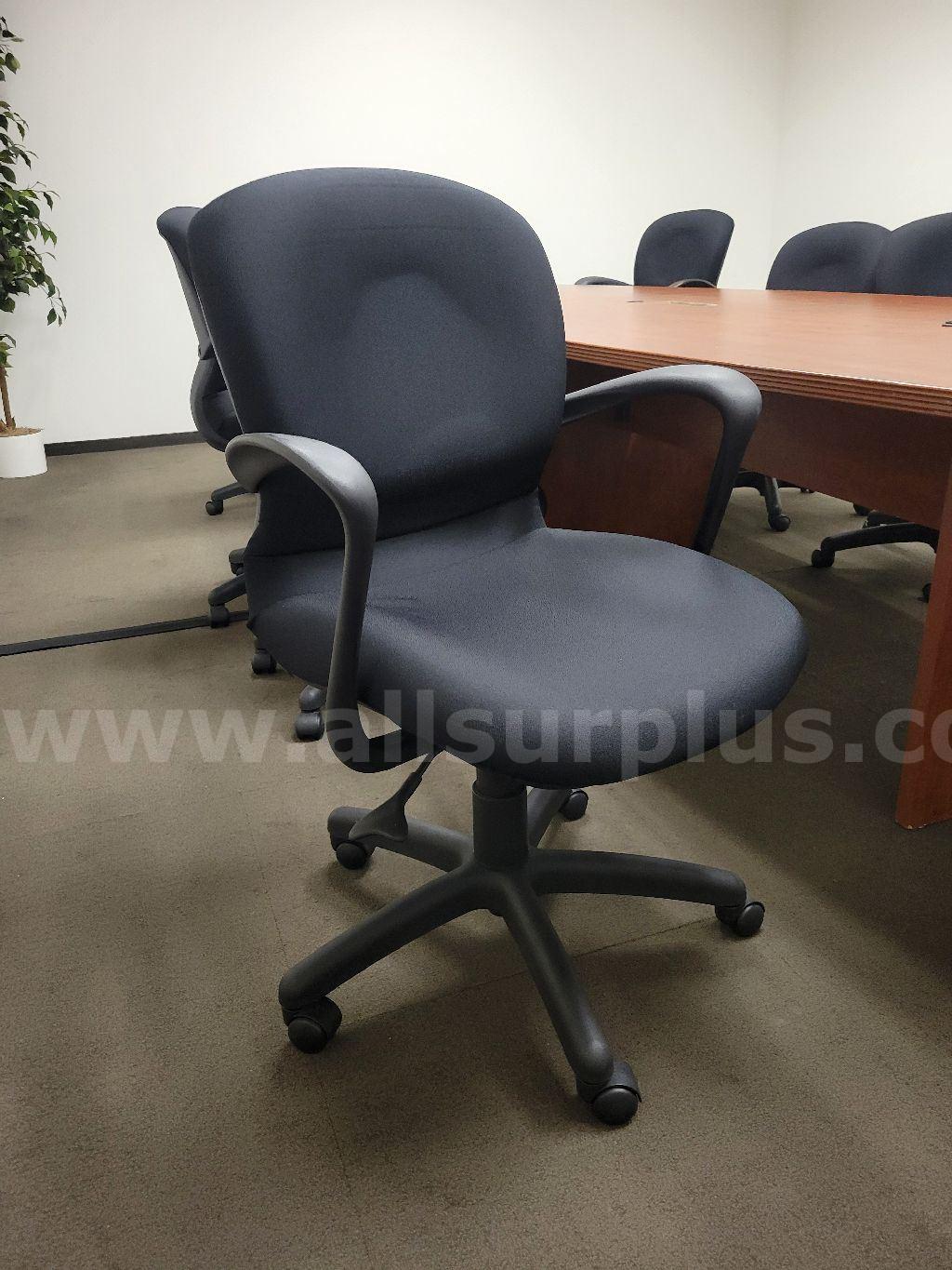 Conference Table & Chairs   Government Surplus Auction - Photo #3