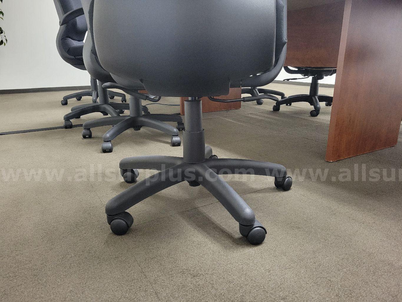 Conference Table & Chairs   Government Surplus Auction - Photo #4