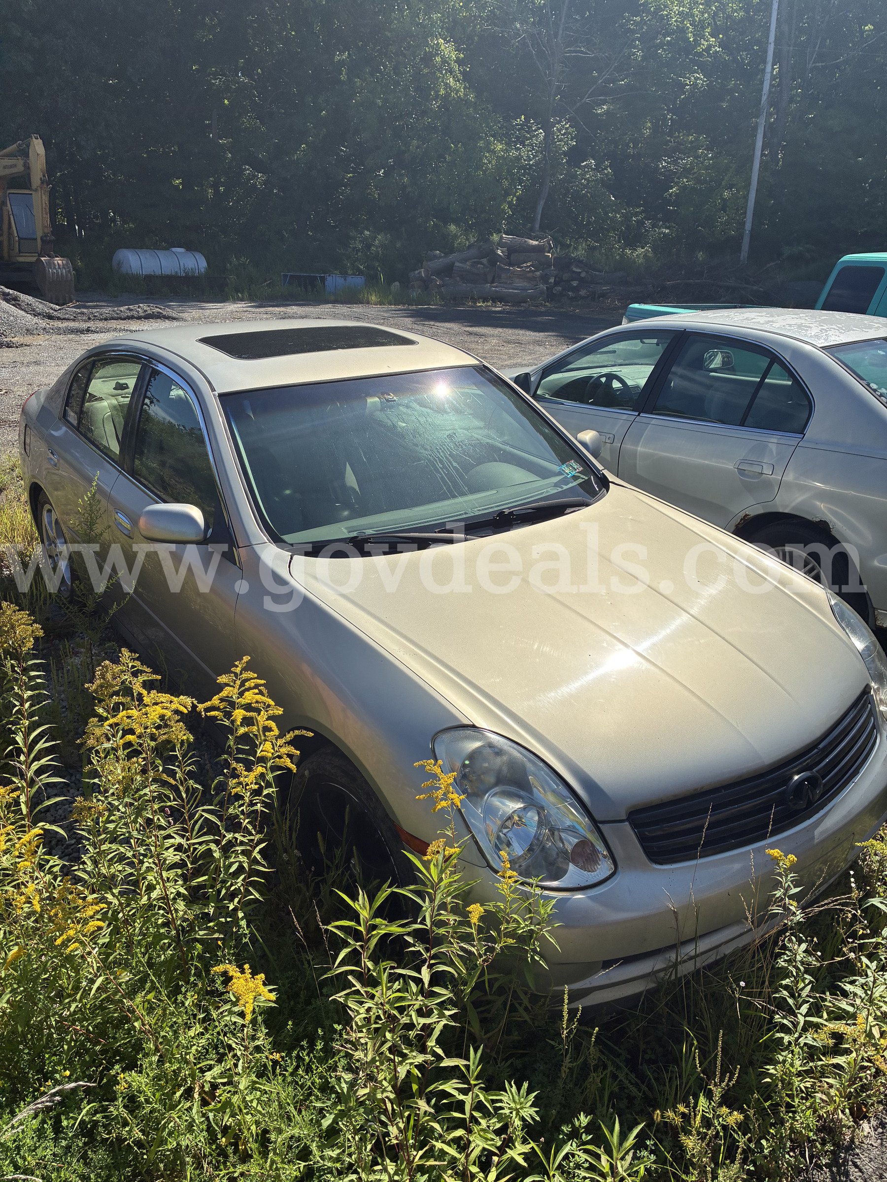 2004 Infiniti G35 Infiniti G35 Government Surplus Auction - Photo #2