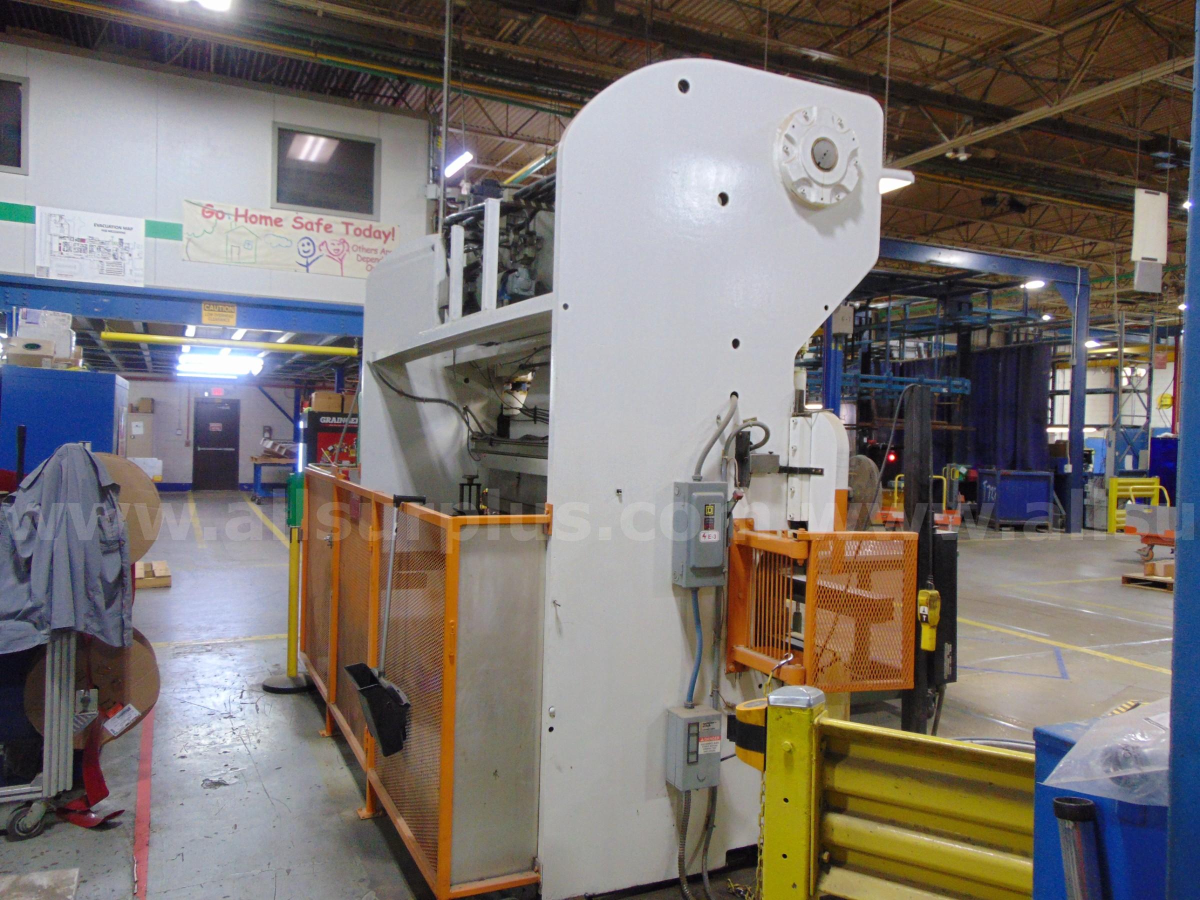 Di-Acro 150-12 Press Brake Di-Acro 150 Government Surplus Auction - Photo #4