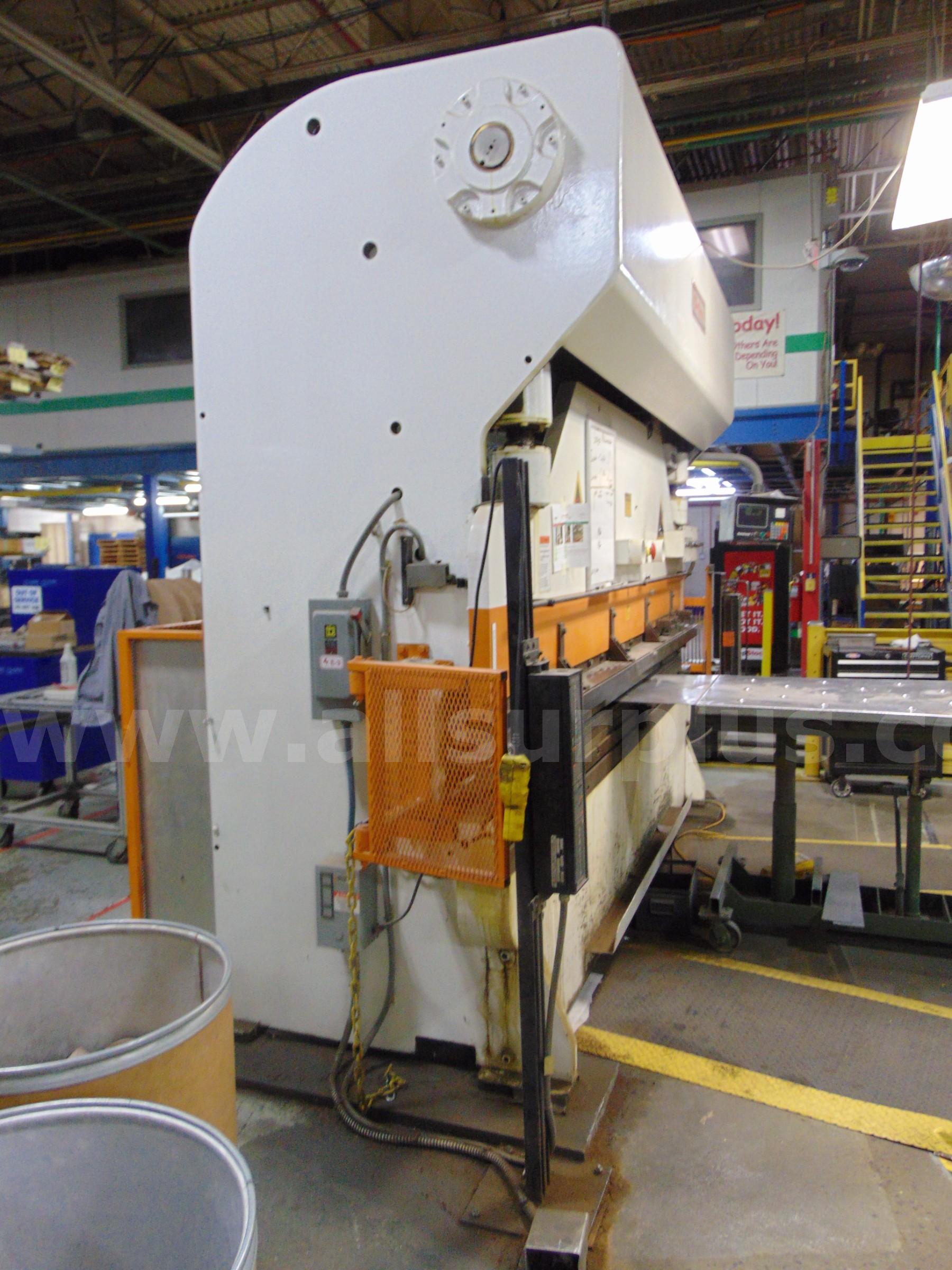 Di-Acro 150-12 Press Brake Di-Acro 150 Government Surplus Auction - Photo #5