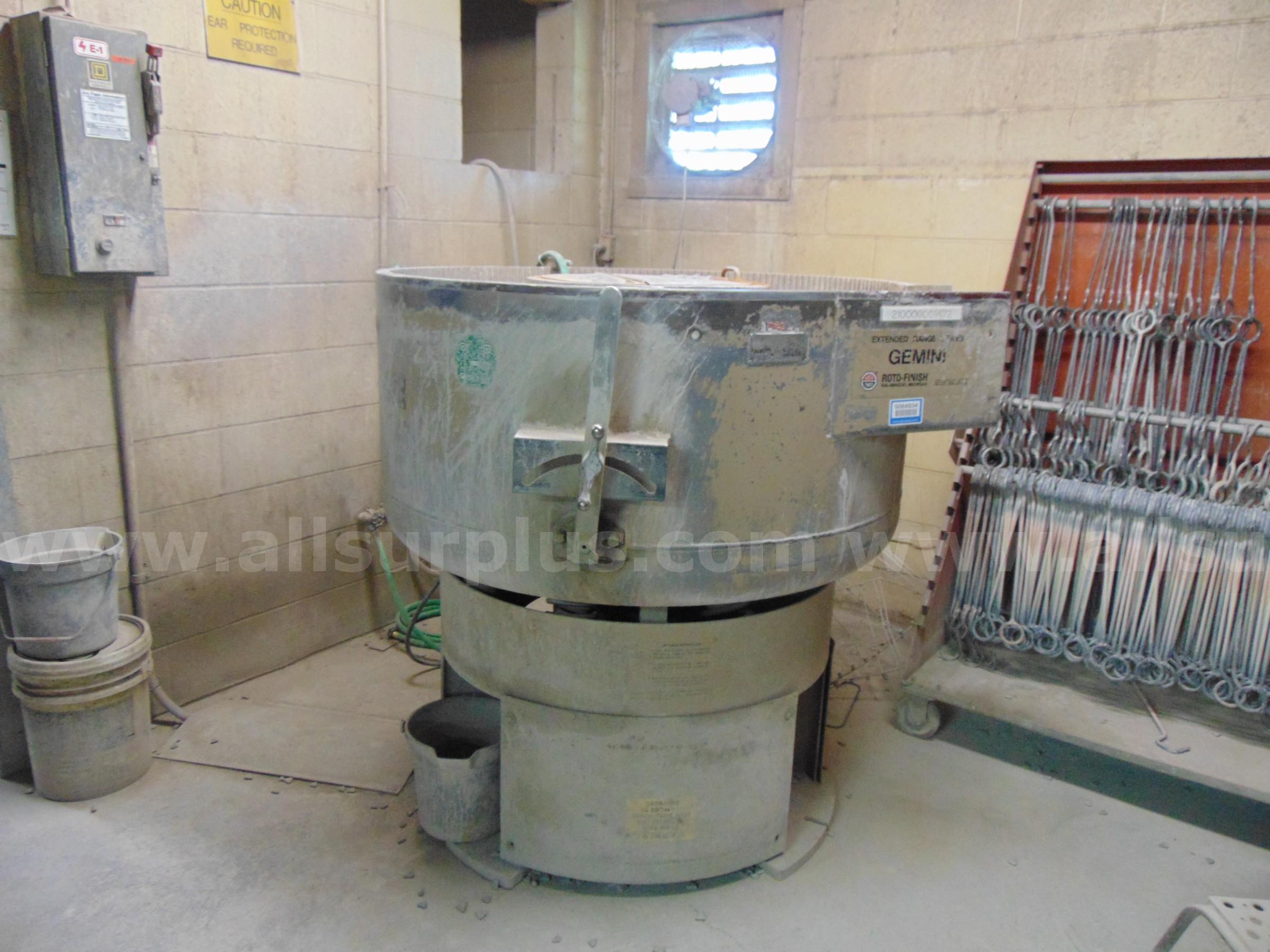 Roto-Finish Finishing Machine