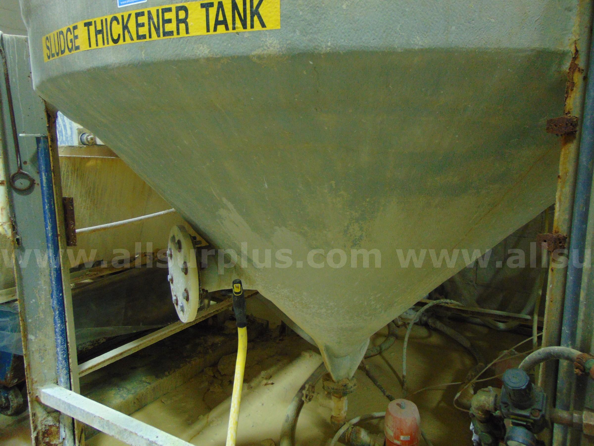 Fiberglass Tank  Cone Bottom Government Surplus Auction - Photo #3