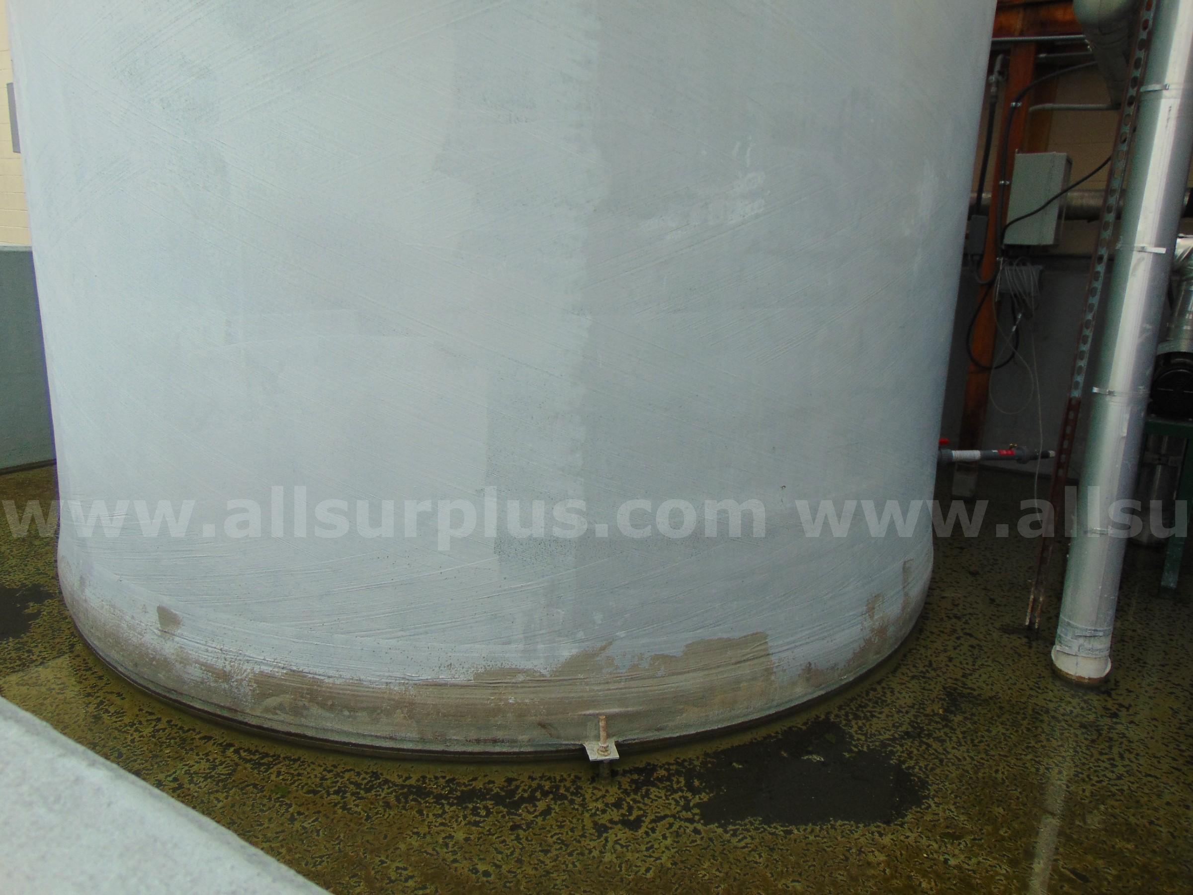 Fiberglass Tank  Flat Bottom Government Surplus Auction - Photo #3