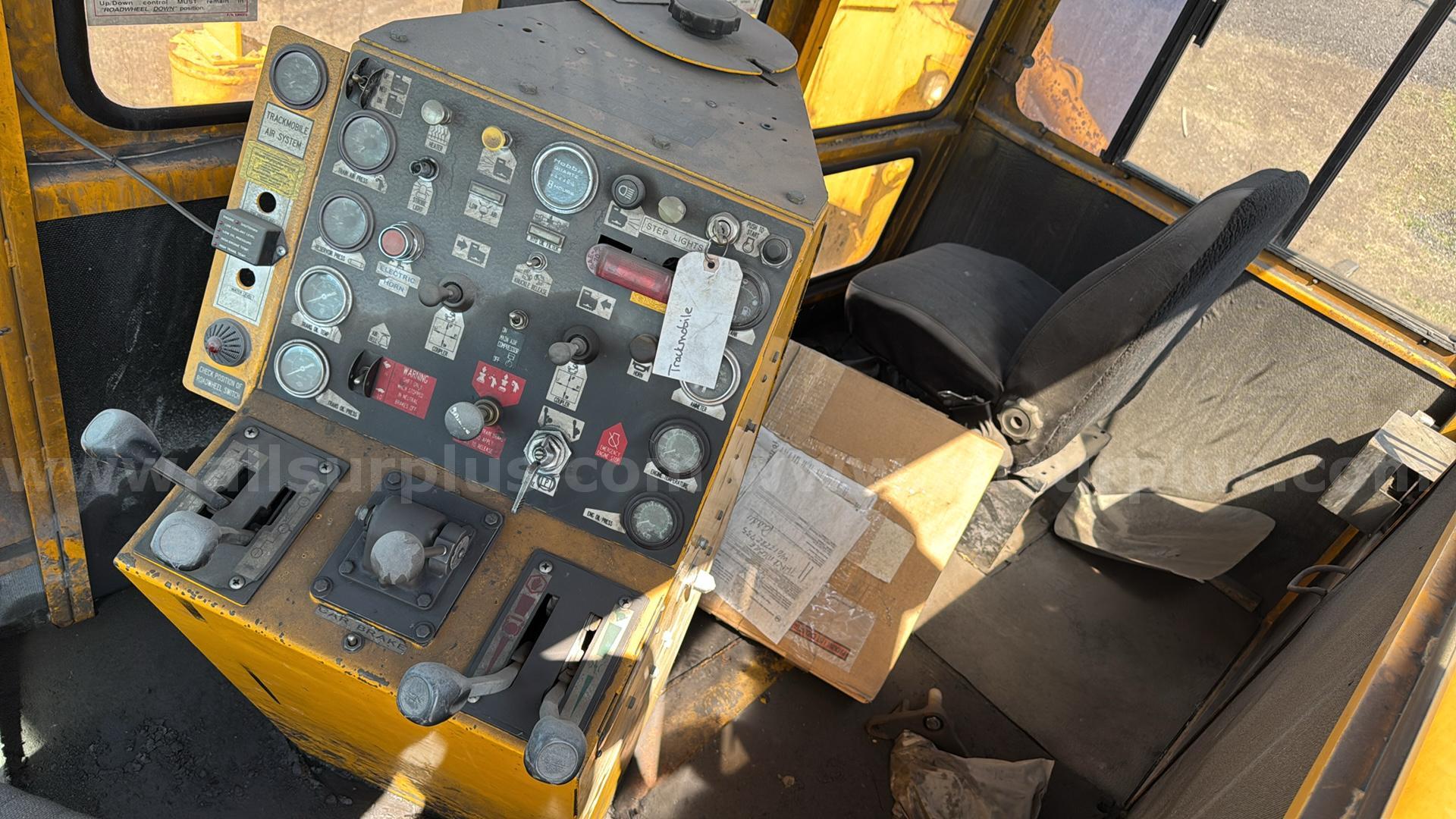 Trackmobile 4500 Railcar Mover  4500 Government Surplus Auction - Photo #3