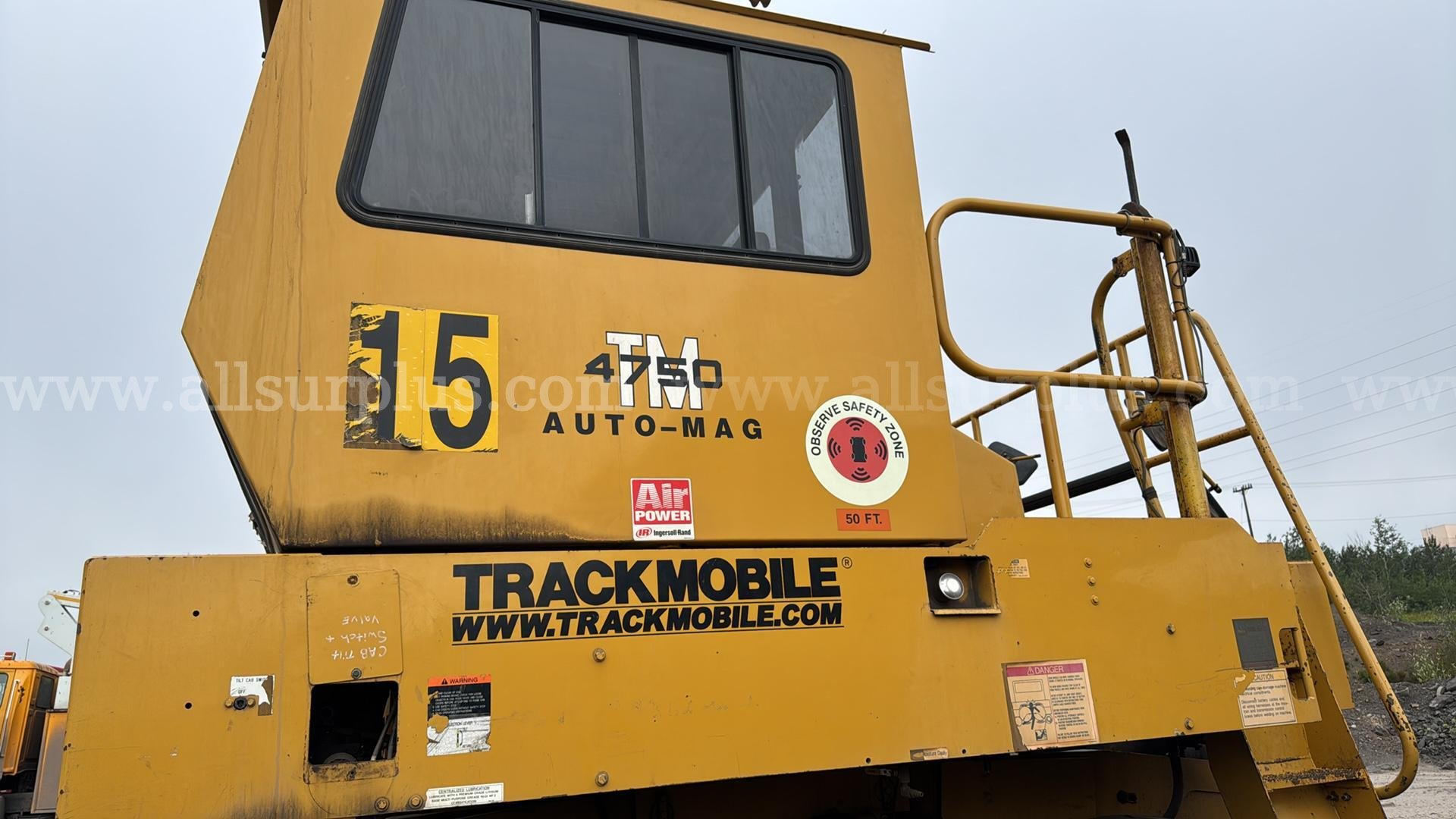 Trackmobile 4750 Railcar Mover Trackmobile 4750 Government Surplus Auction - Photo #4