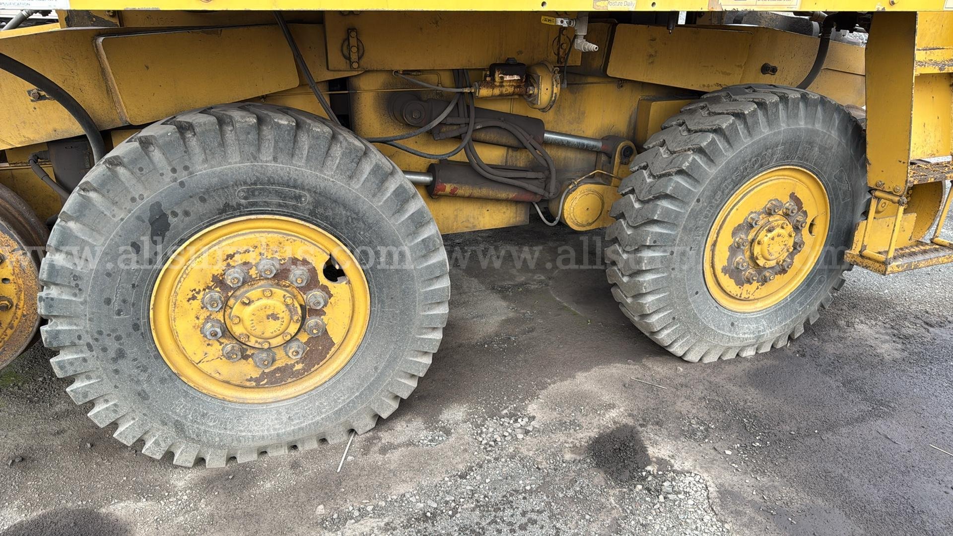 Trackmobile 4750 Railcar Mover Trackmobile 4750 Government Surplus Auction - Photo #5