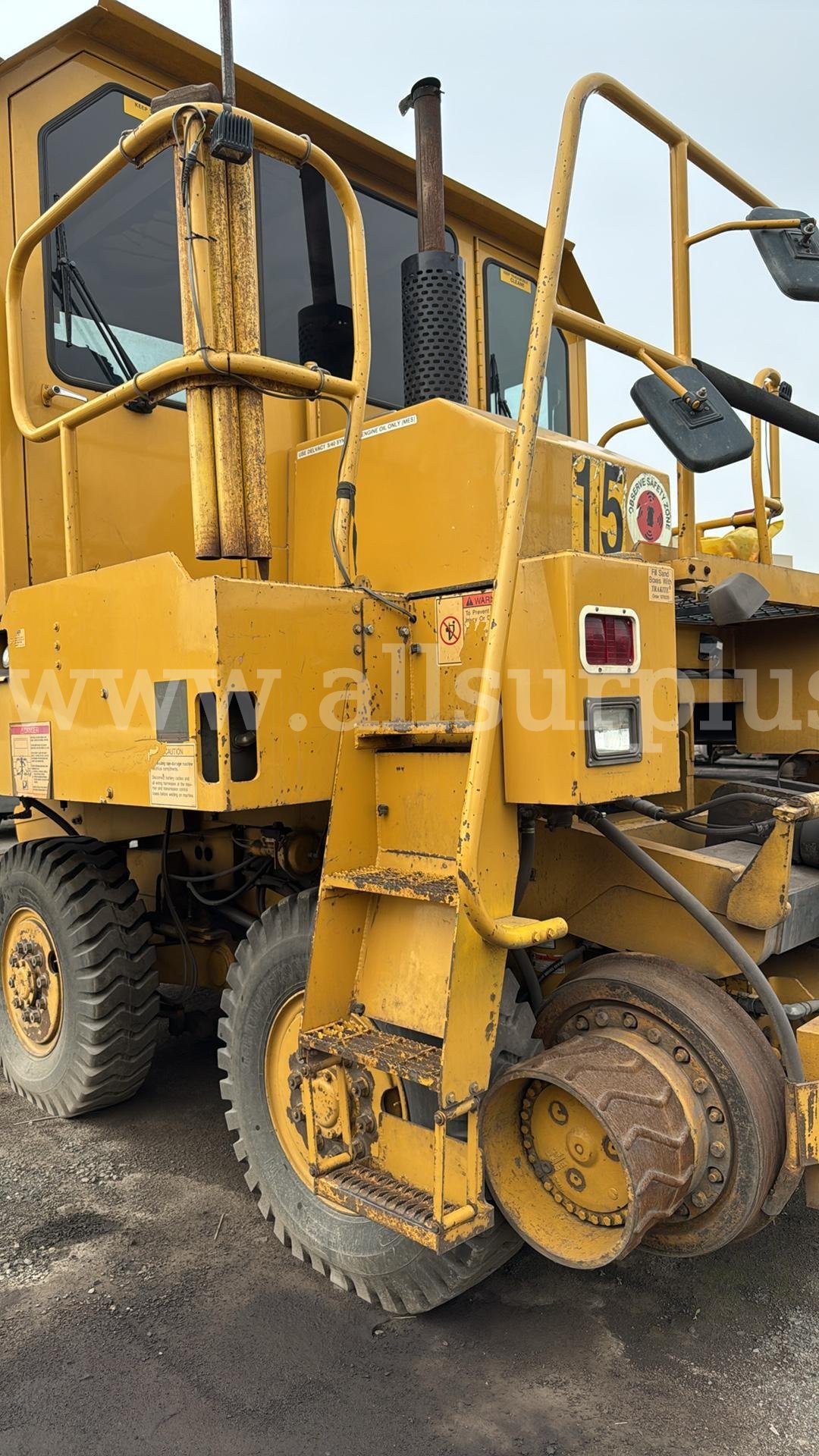 Trackmobile 4750 Railcar Mover Trackmobile 4750 Government Surplus Auction - Photo #6