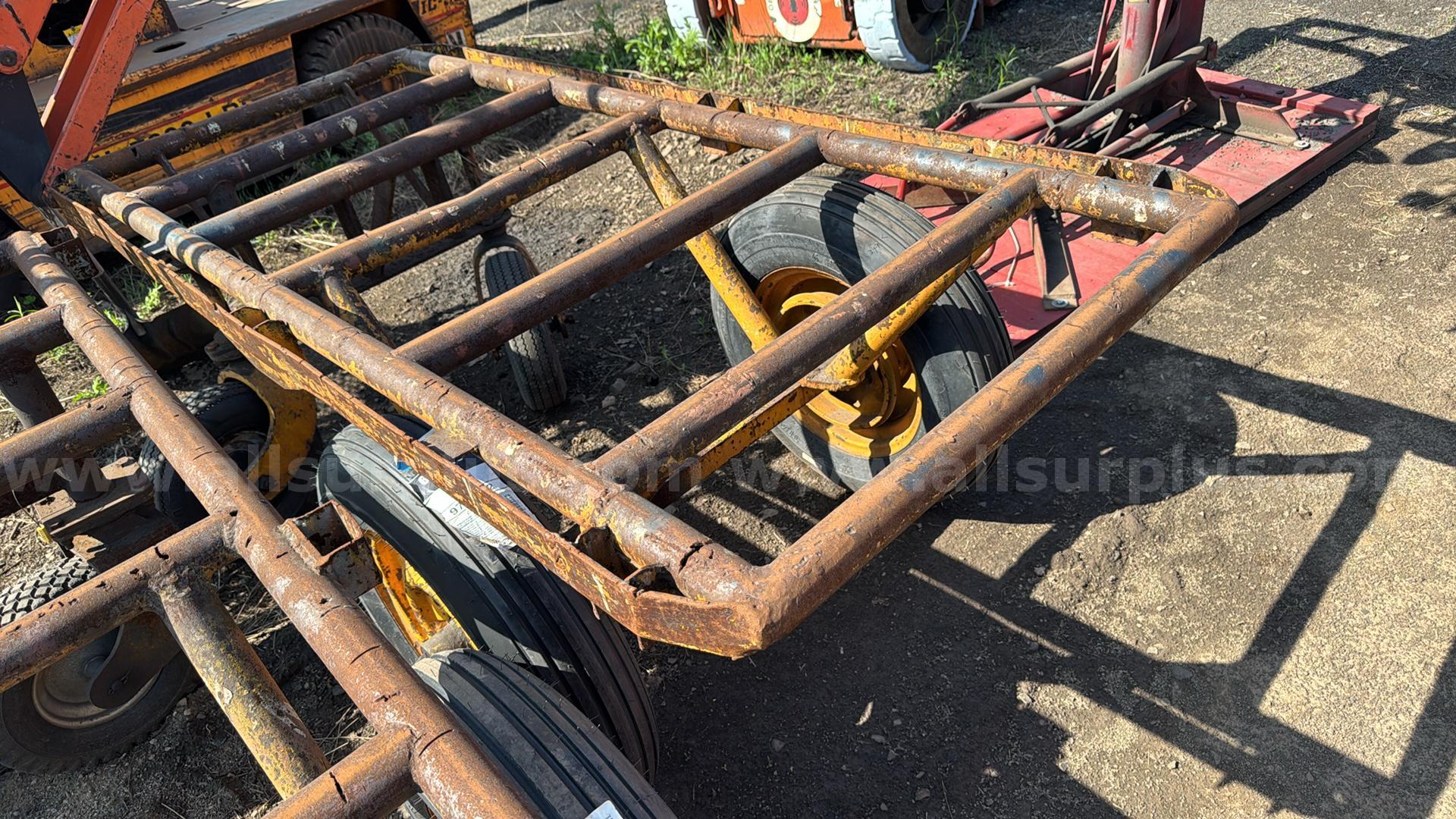 (2) Flatbed carts   Government Surplus Auction - Photo #4