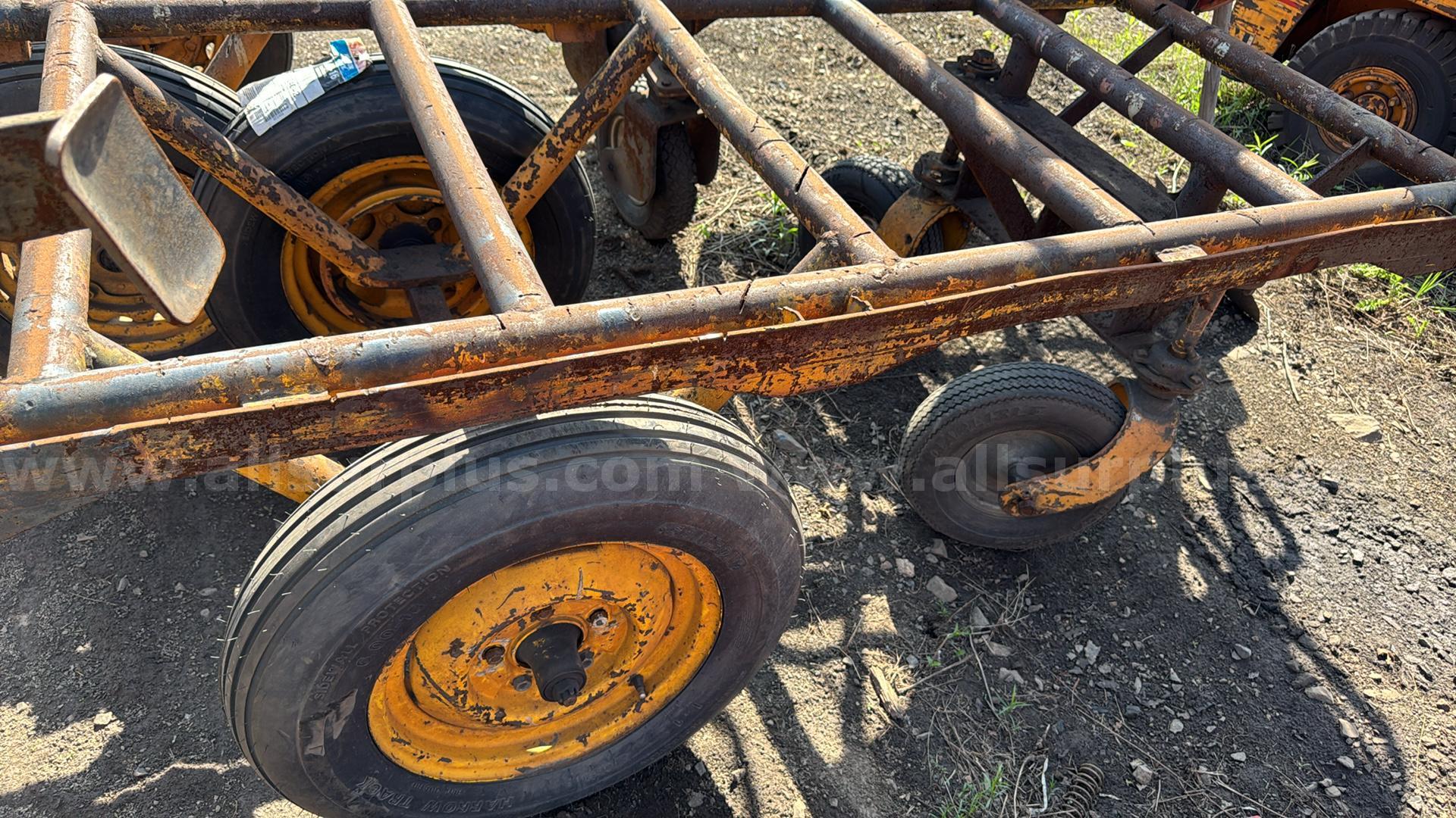 (2) Flatbed carts   Government Surplus Auction - Photo #6
