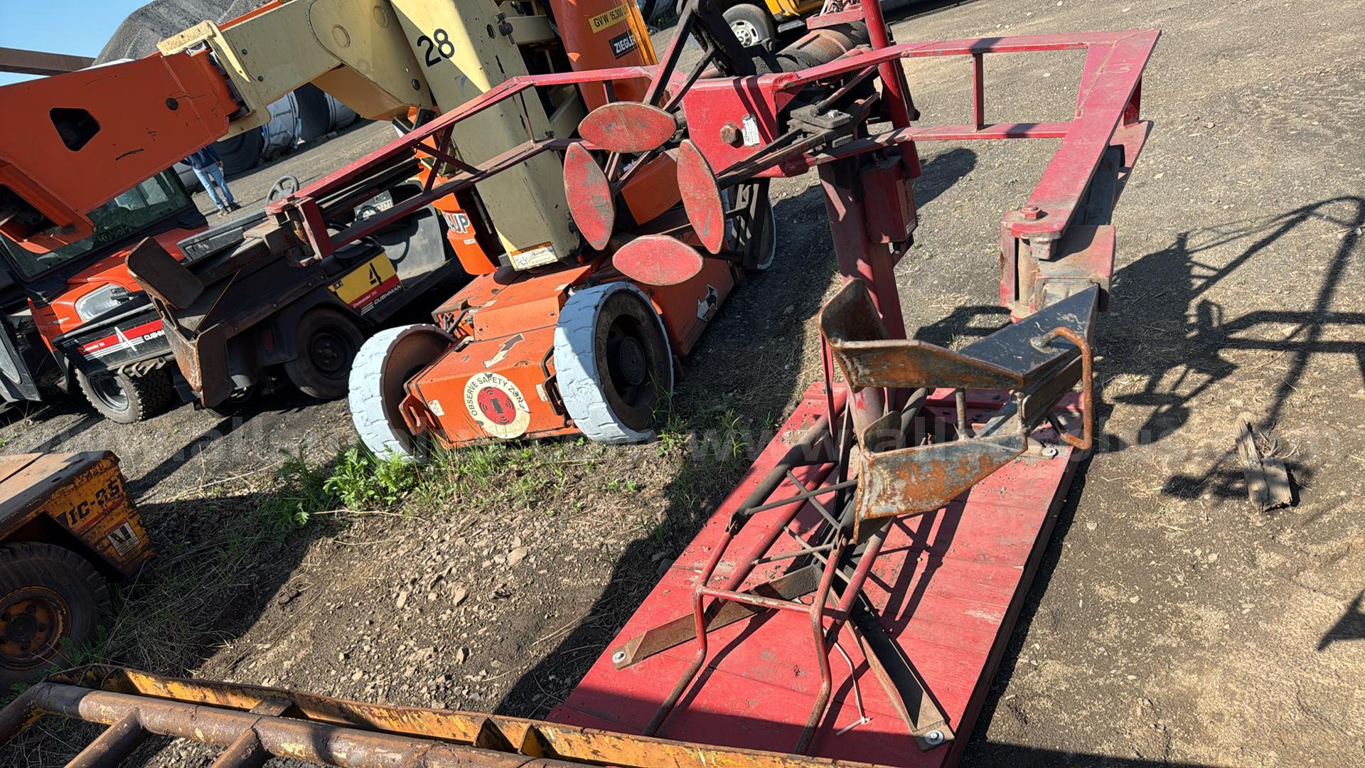 Branick EF Tire Spreader  EF Tire Spreader Government Surplus Auction - Photo #2