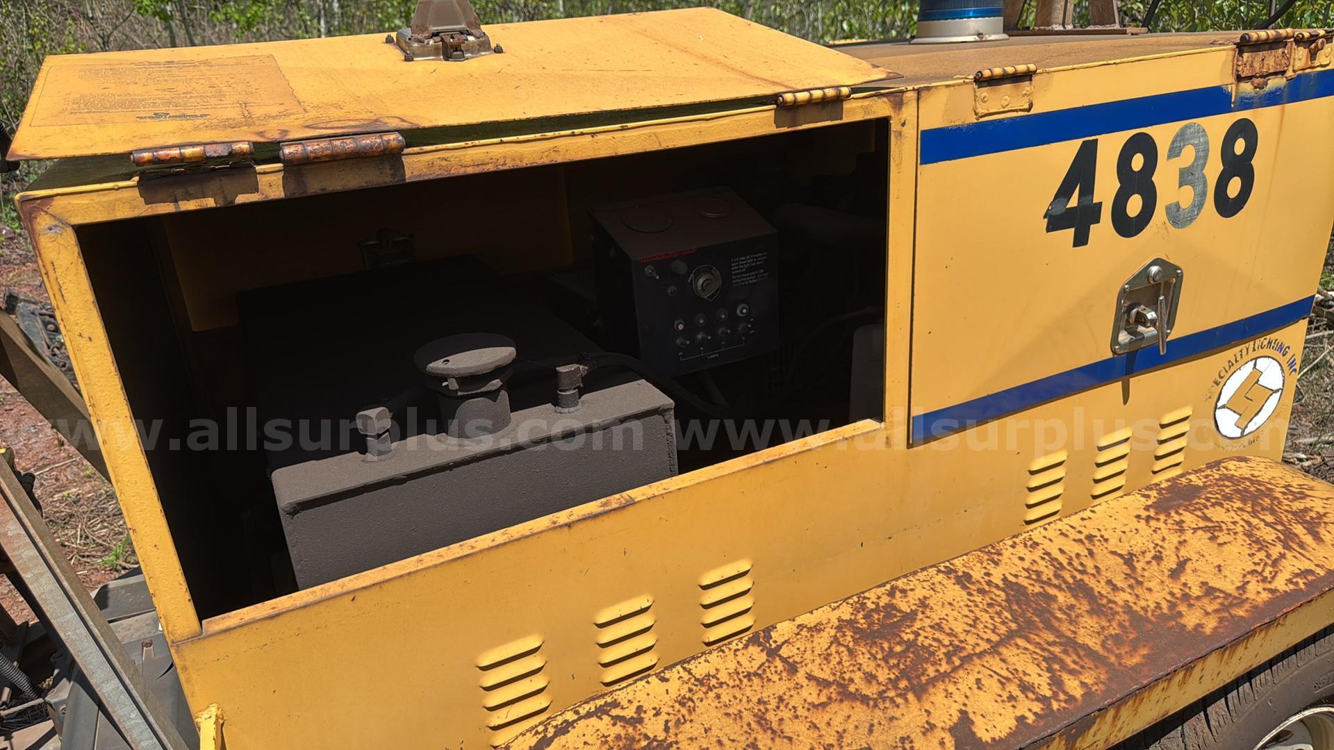 Specialty Lighting Inc. BGK84HPS Towable Light Tower  BGK84HPS Government Surplus Auction - Photo #2