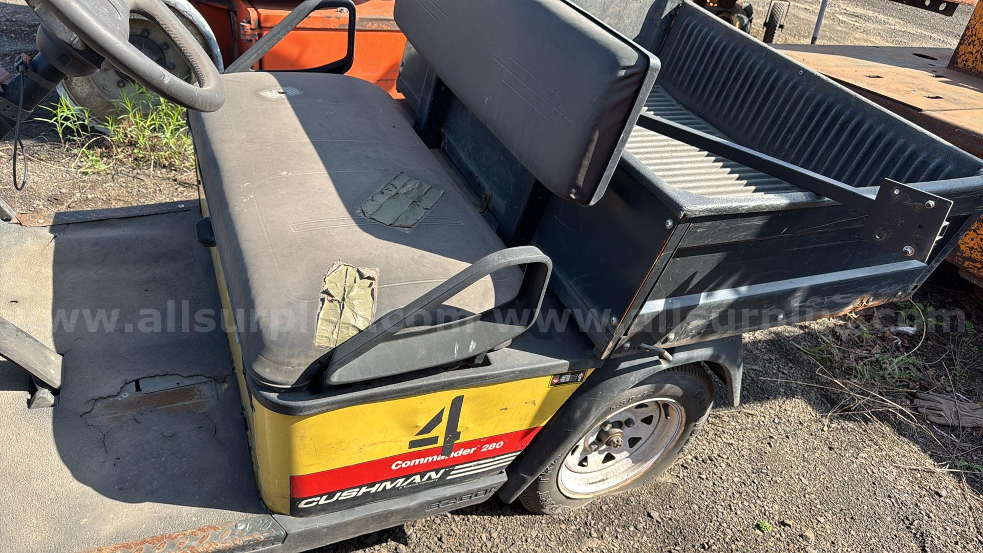 Cushman Commander 280 Industrial Utility Cart Cushman 280 Government Surplus Auction - Photo #6