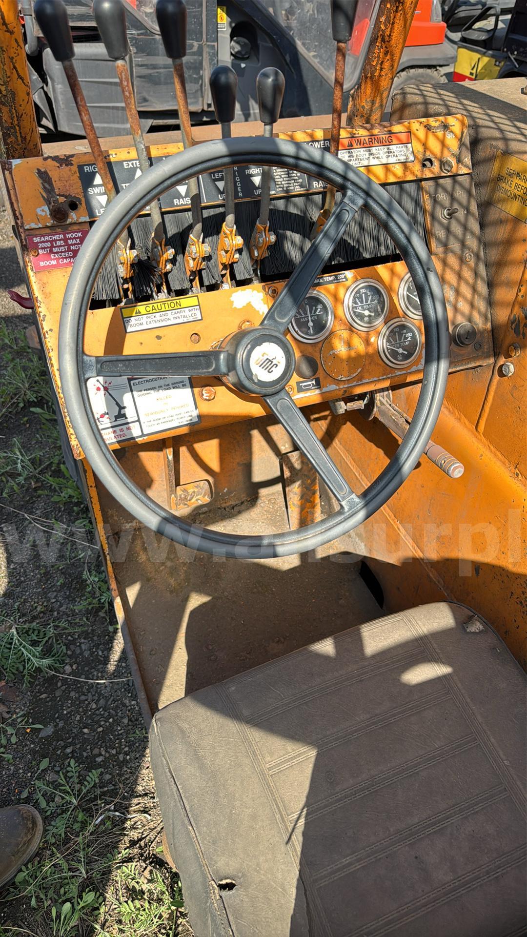 Broderson IC-35-2B Carry Deck Crane Broderson IC-35-2B Government Surplus Auction - Photo #6