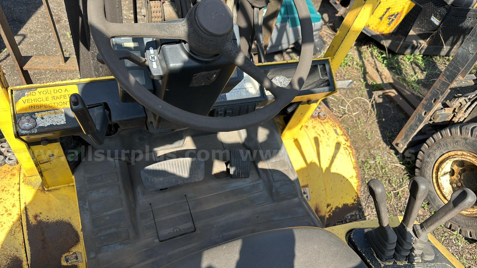 Hyster H60XM LPG Forklift Hyster H60XM Government Surplus Auction - Photo #6