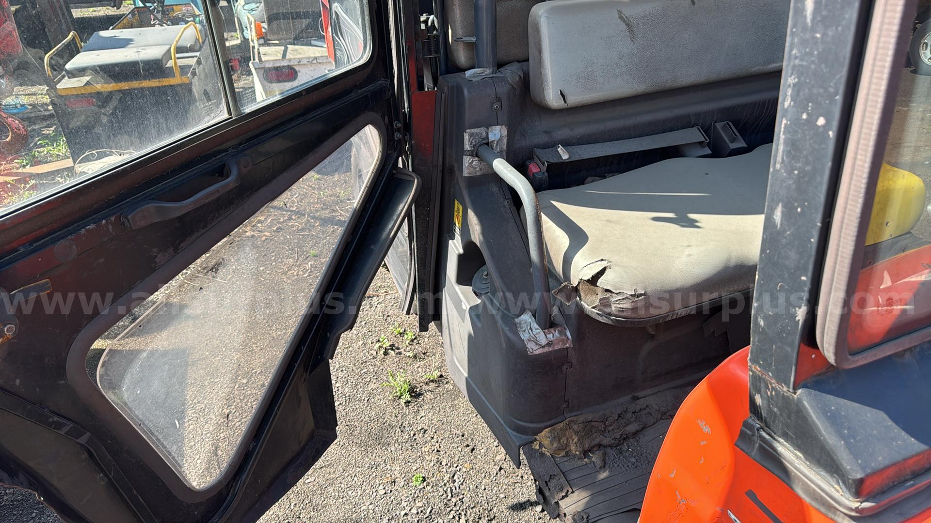 Kubota RTV-X900 4x4 Diesel Utility Vehicle Kubota X900 Government Surplus Auction - Photo #2