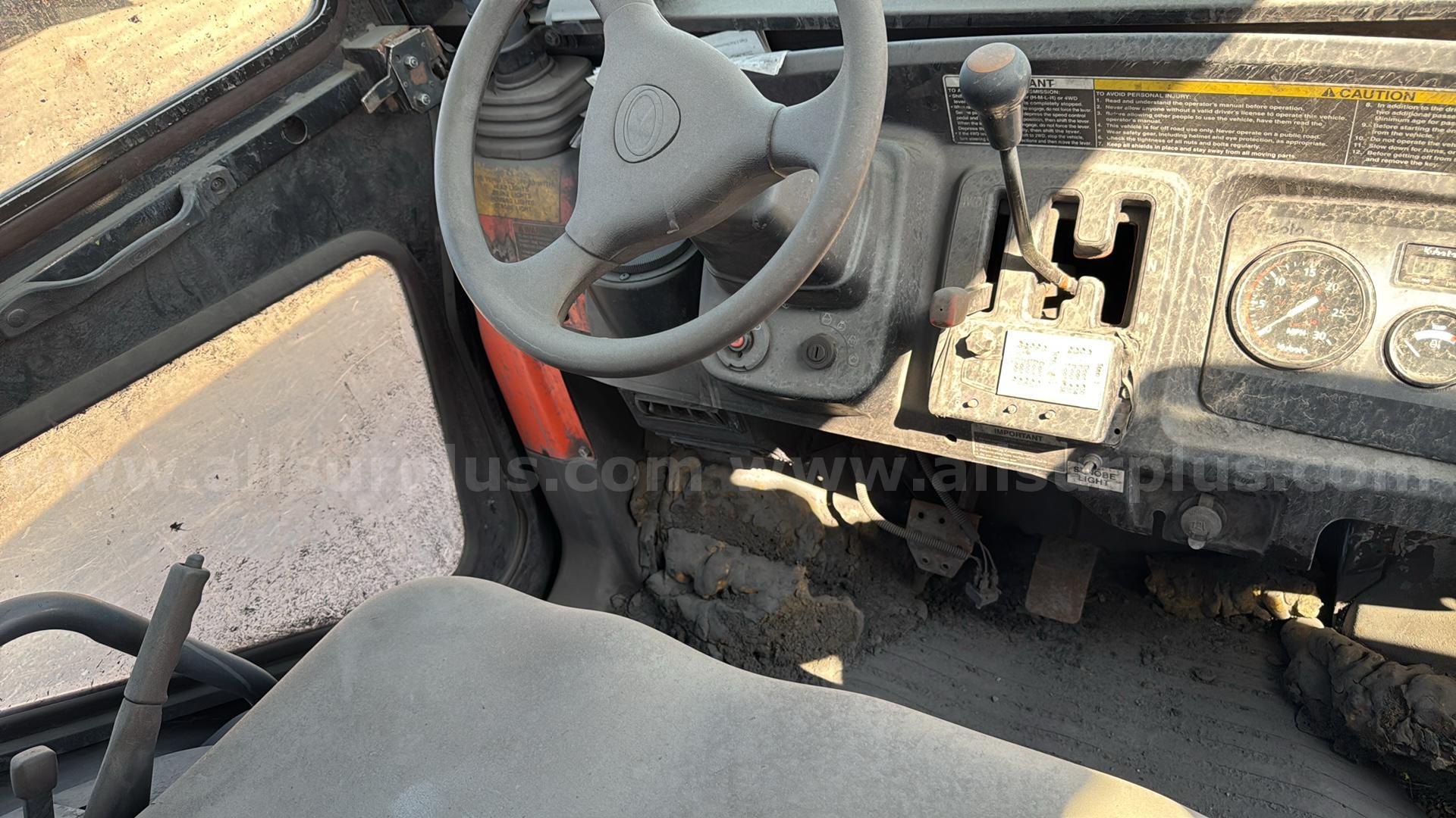 Kubota RTV-X900 4x4 Diesel Utility Vehicle Kubota X900 Government Surplus Auction - Photo #5