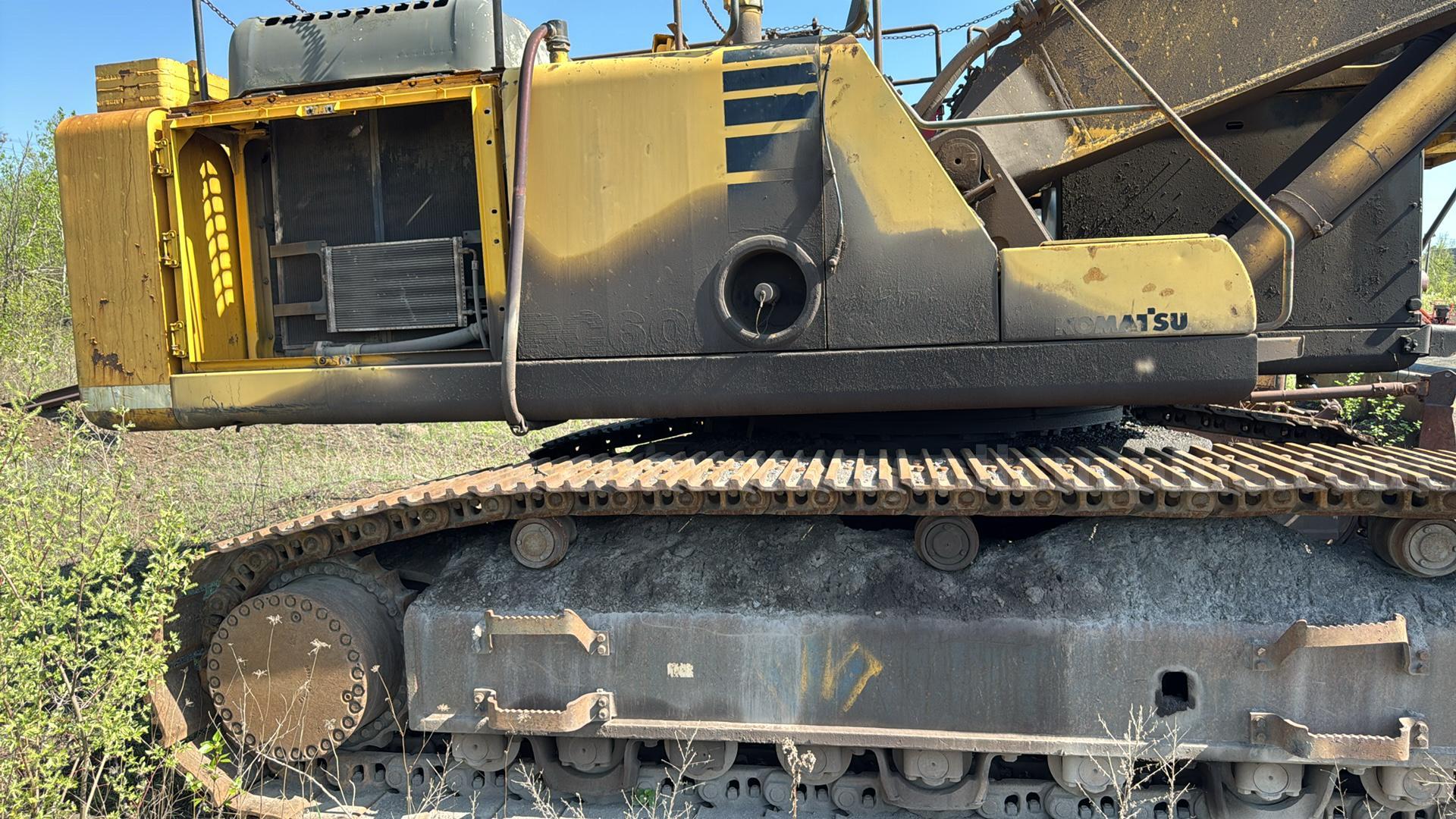 Komatsu PC1100LC Hydraulic Crawler Excavator Komatsu PC1100LC Government Surplus Auction - Photo #3
