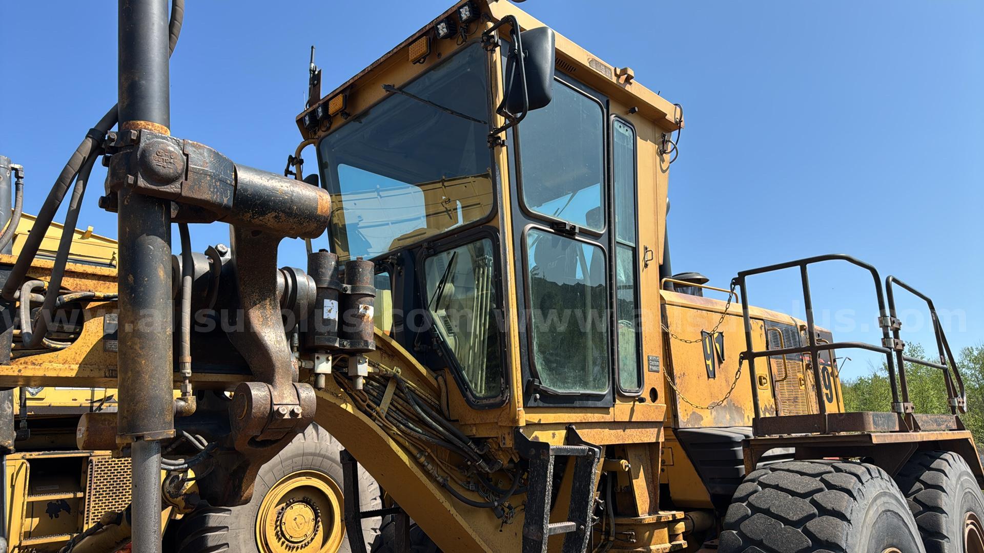 Caterpillar 16G Motor Grader Caterpillar 16G Government Surplus Auction - Photo #6