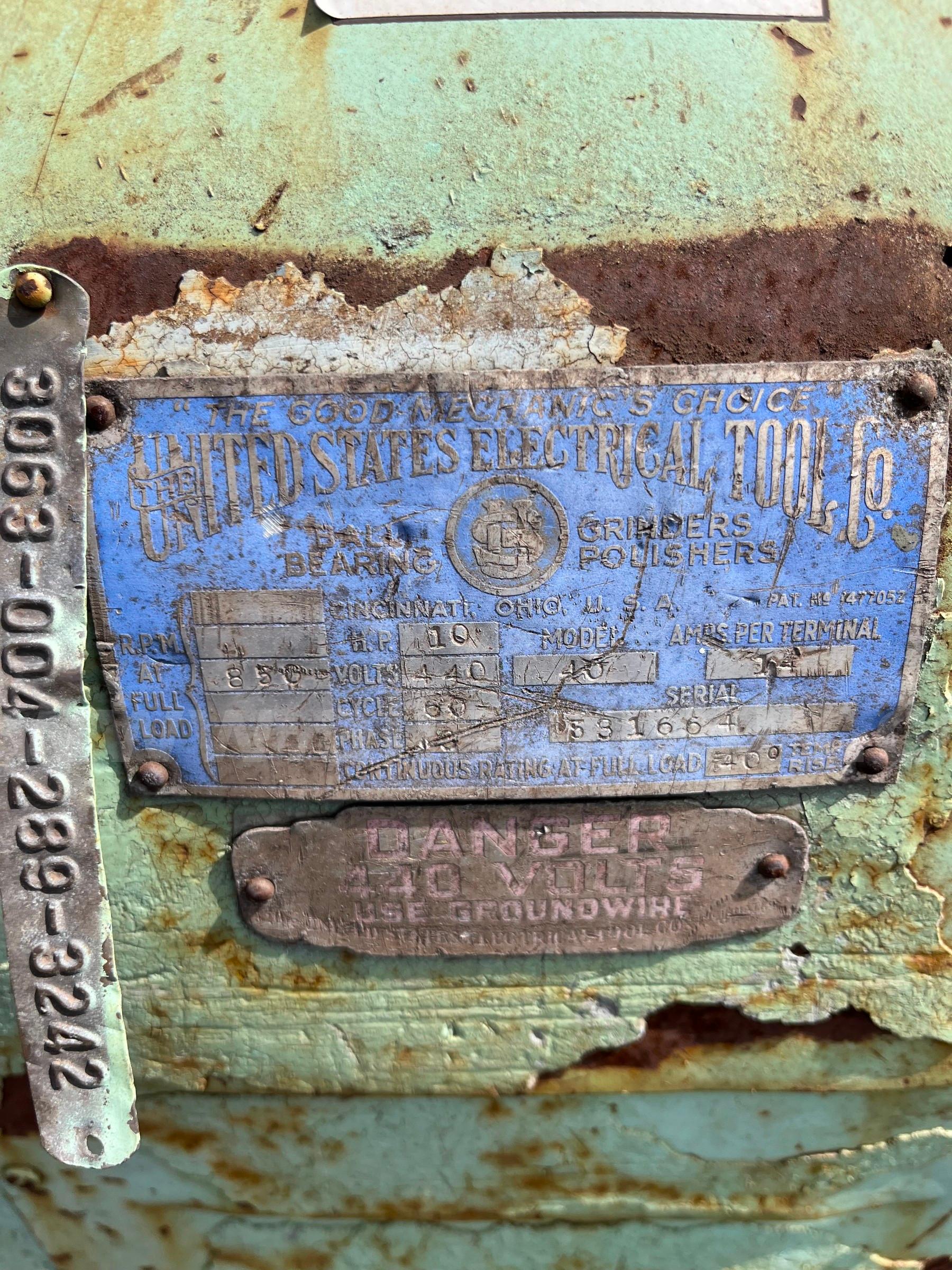United States Electrical Tool Co. Model 440 Grinder  440 Government Surplus Auction - Photo #3