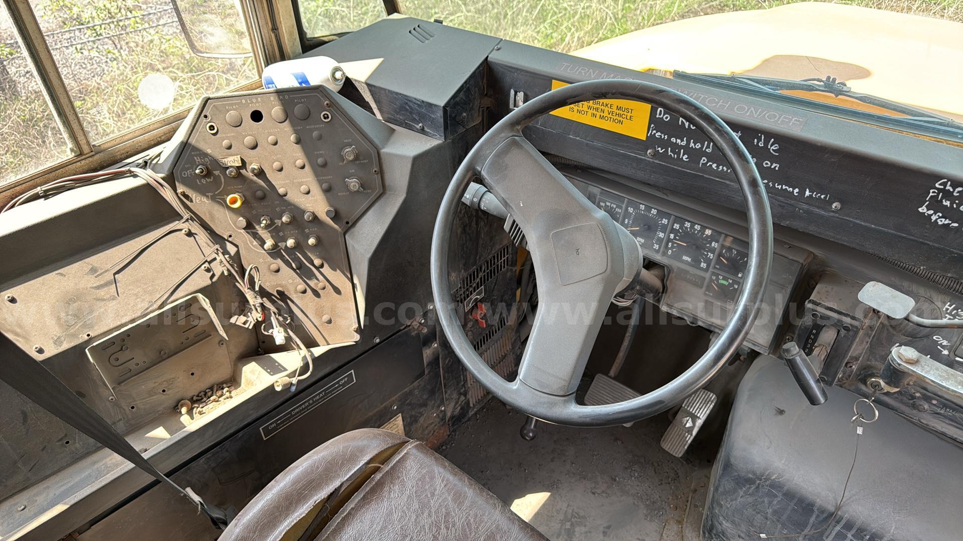 1997 International 4700 Blue Bird Bus International 4700 Government Surplus Auction - Photo #6
