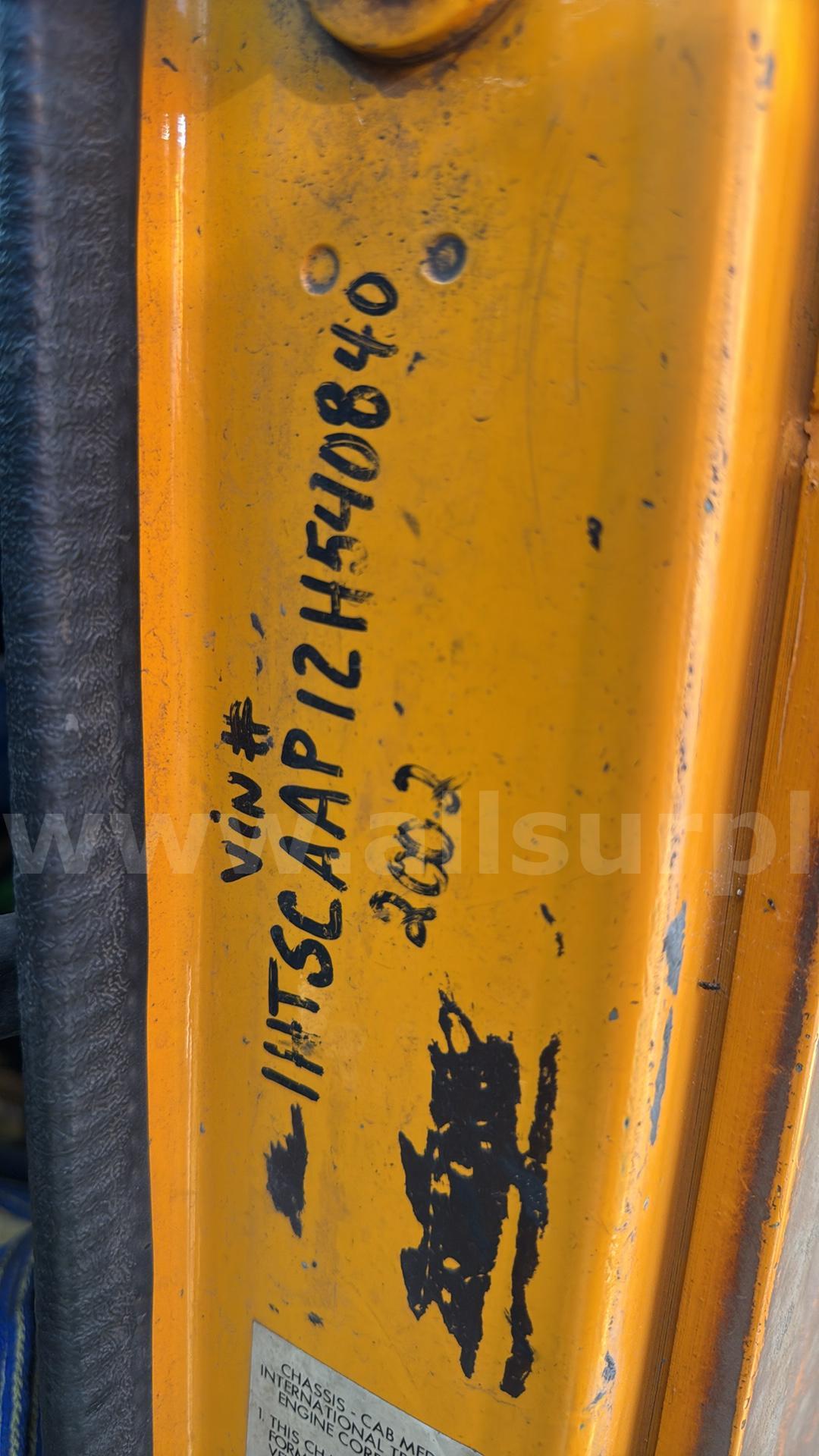 2002 International 4700 Crew Cab Utility Service Truck International 4700 Government Surplus Auction - Photo #5