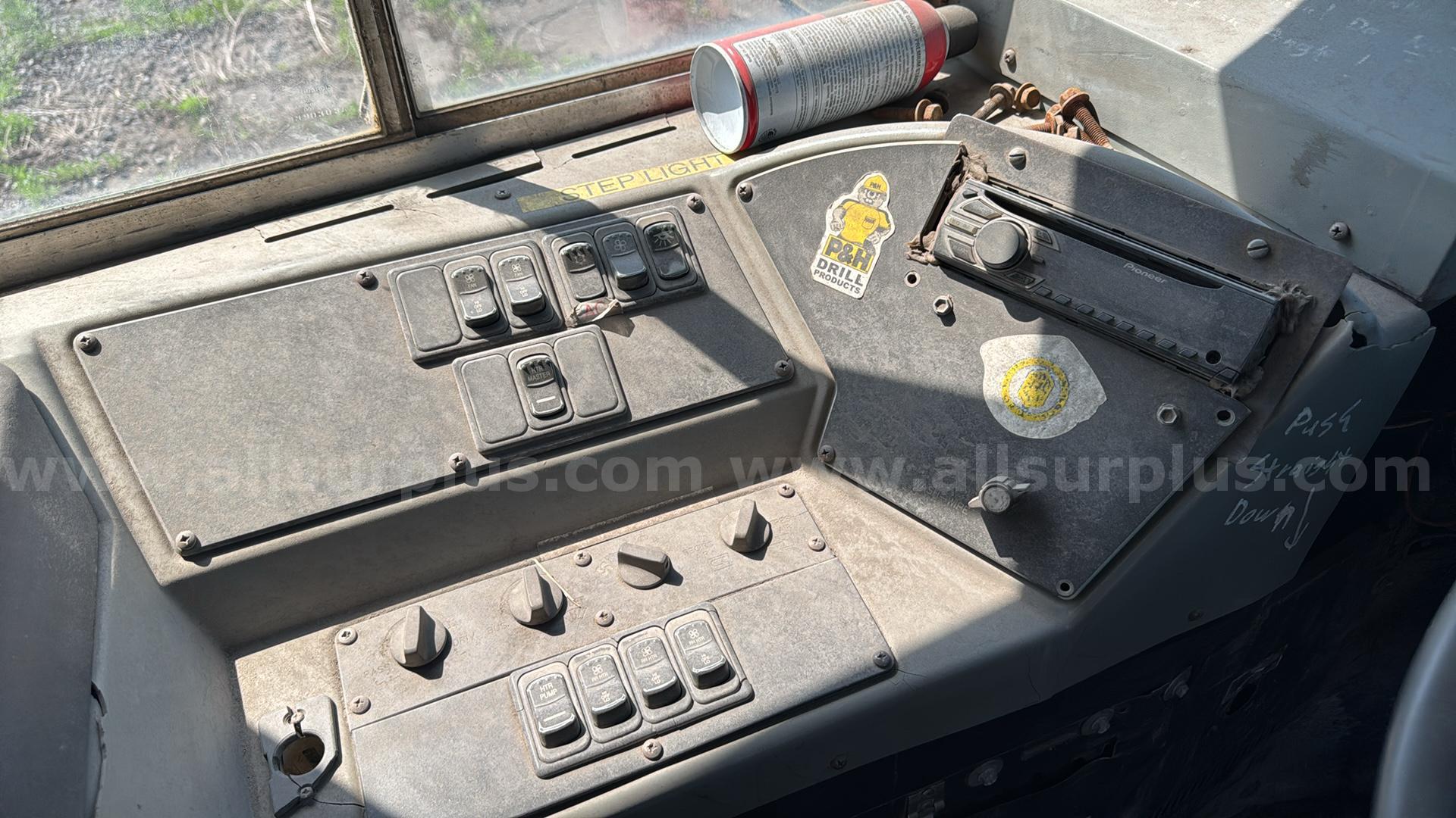 2003 Blue Bird International School Bus International Vision Government Surplus Auction - Photo #6