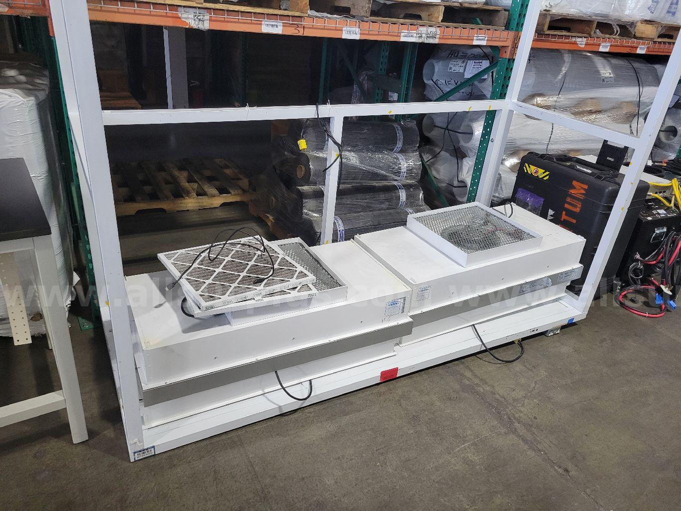 Laminar Flow Hood. Laminar Flow Hood.  Government Surplus Auction - Photo #4