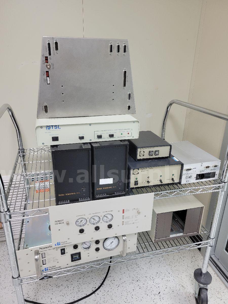 10pcs Assorted Lab Instrumentation Controllers and Interface Units   Government Surplus Auction - Primary Photo