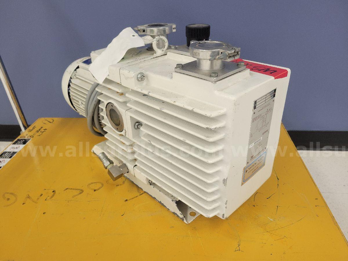 Leybold-Heraeus D30A Trivac Vacuum Pump Leybold-Heraeus D30A Government Surplus Auction - Primary Photo