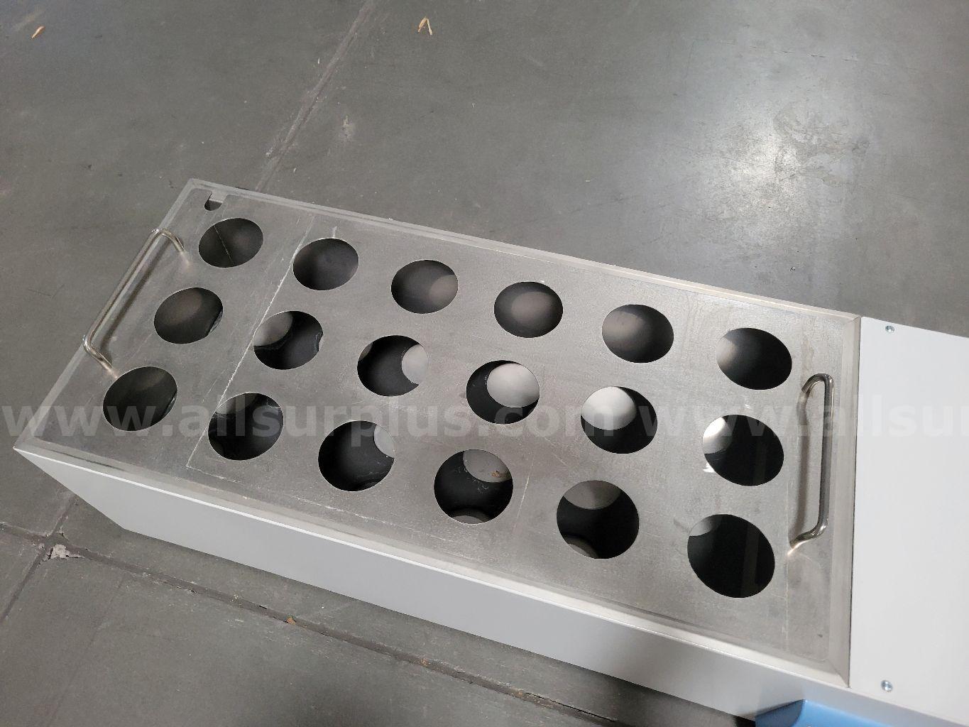 Thermo Scientific Precision CIR35 Water Bath Thermo Scientific Precision CIR35 Government Surplus Auction - Photo #4