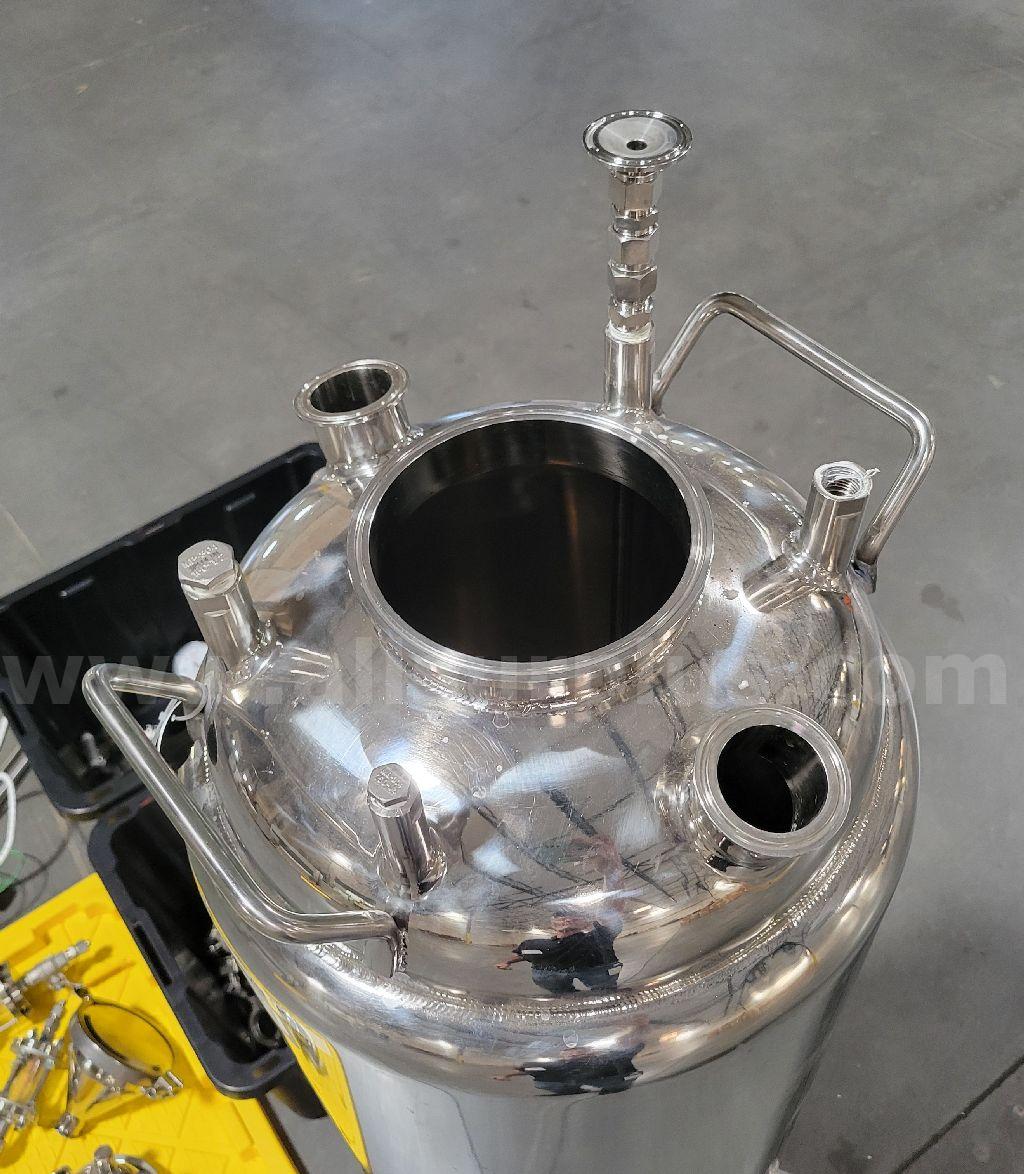 Mobile Jacketed Stainless Steel Vessel   Government Surplus Auction - Photo #4