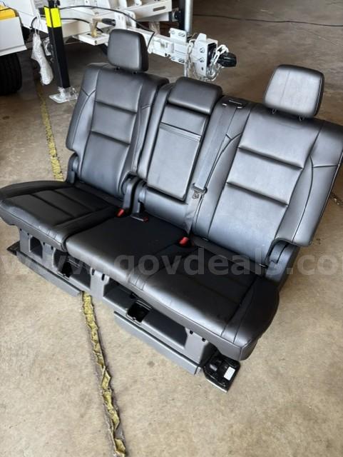 Dodge Durango Pursuit seats