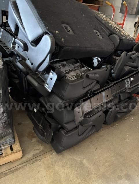 Dodge Durango Pursuit seats Dodge Durango Government Surplus Auction - Photo #3