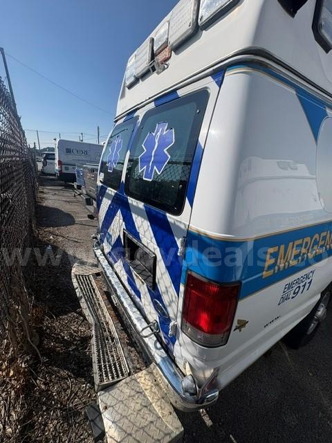 2014 Ford Econoline Ford Econoline Government Surplus Auction - Photo #4