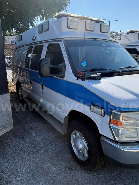 2014 Ford Econoline Ford Econoline Government Surplus Auction - Photo #3