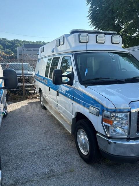 2014 Ford Econoline Ford Econoline Government Surplus Auction - Photo #3