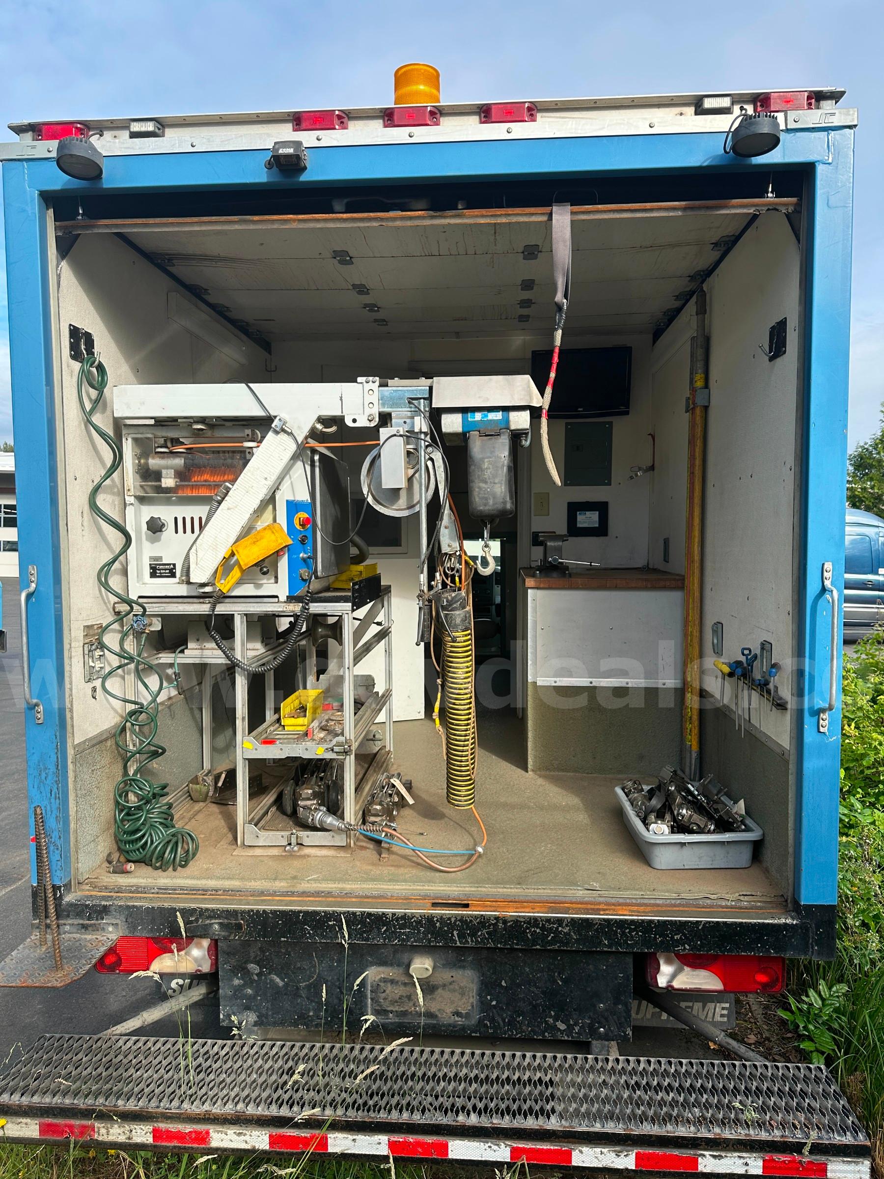 2008 Freightliner Sprinter Van w/Sewer Inspection Equipment Freightliner Sprinter Van Government Surplus Auction - Photo #4