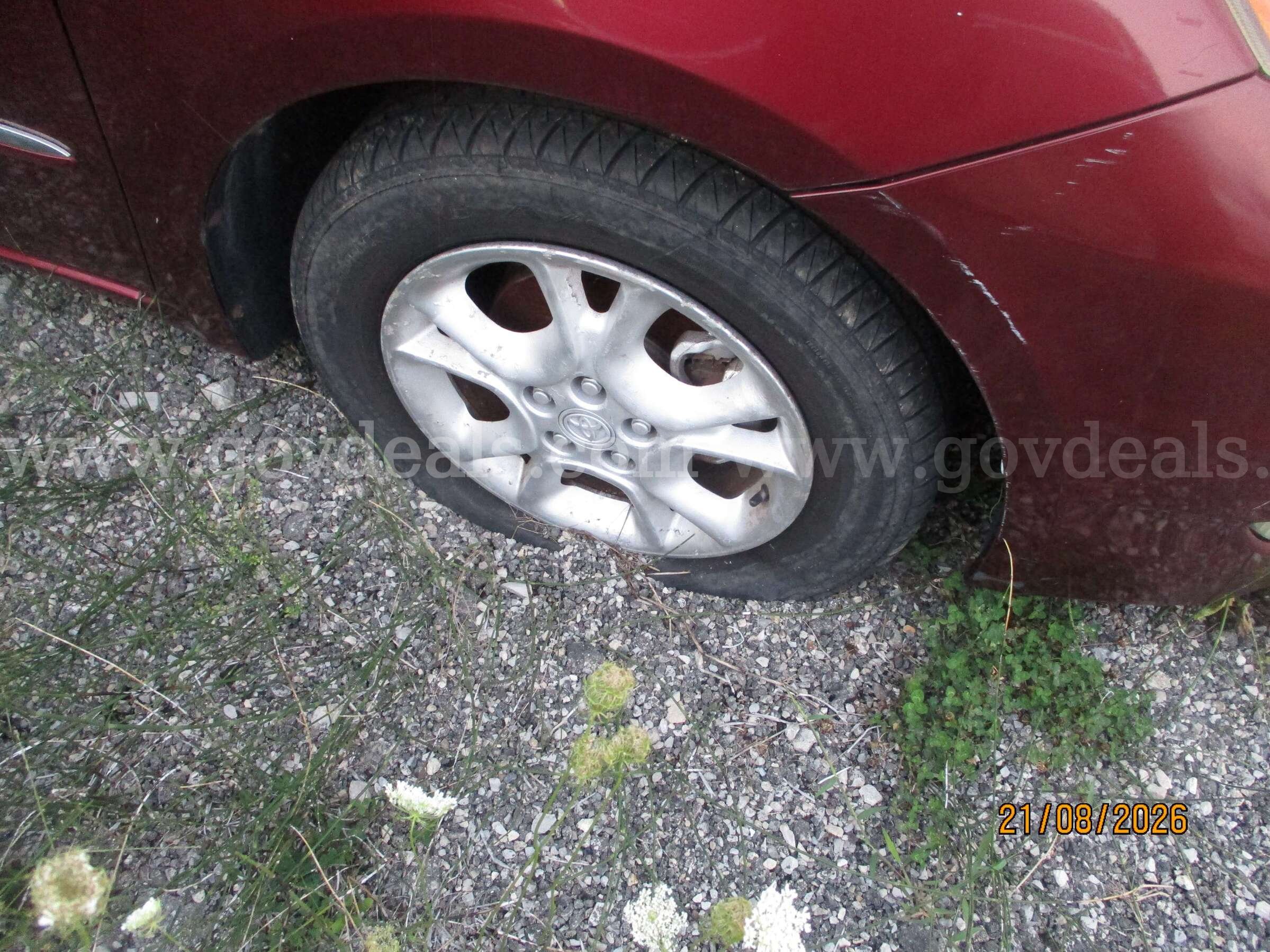 2006 Toyota Sienna XLE Toyota Sienna Government Surplus Auction - Photo #5