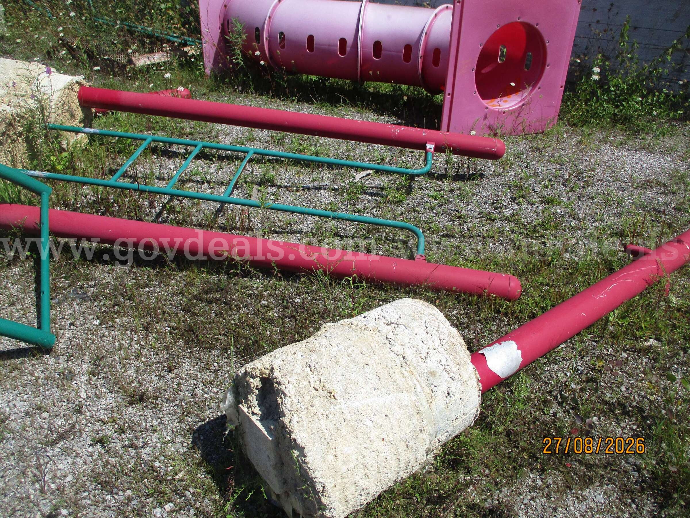 Playground Equipment   Government Surplus Auction - Photo #4