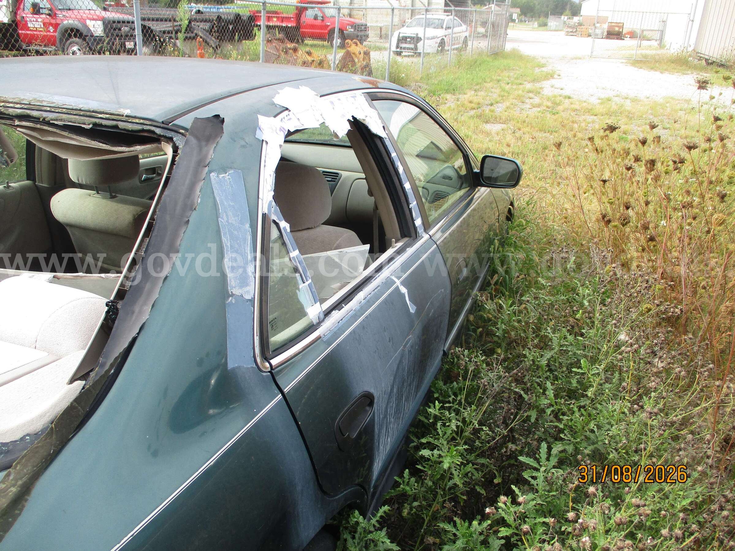 2002 Honda Accord Honda Accord Government Surplus Auction - Photo #3