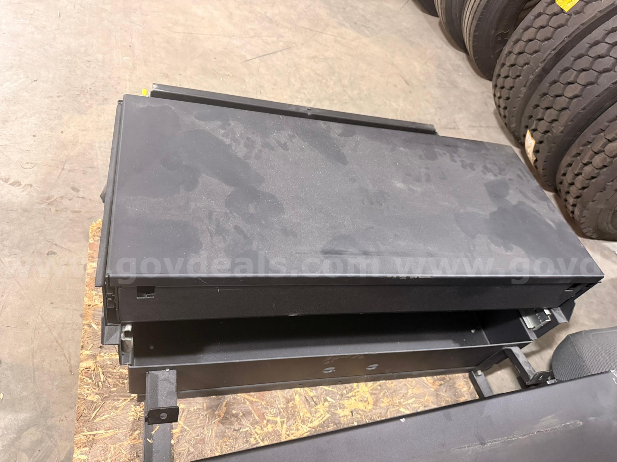 Setina Locking Vehicle Equipment Storage Drawer Setina  Government Surplus Auction - Photo #4