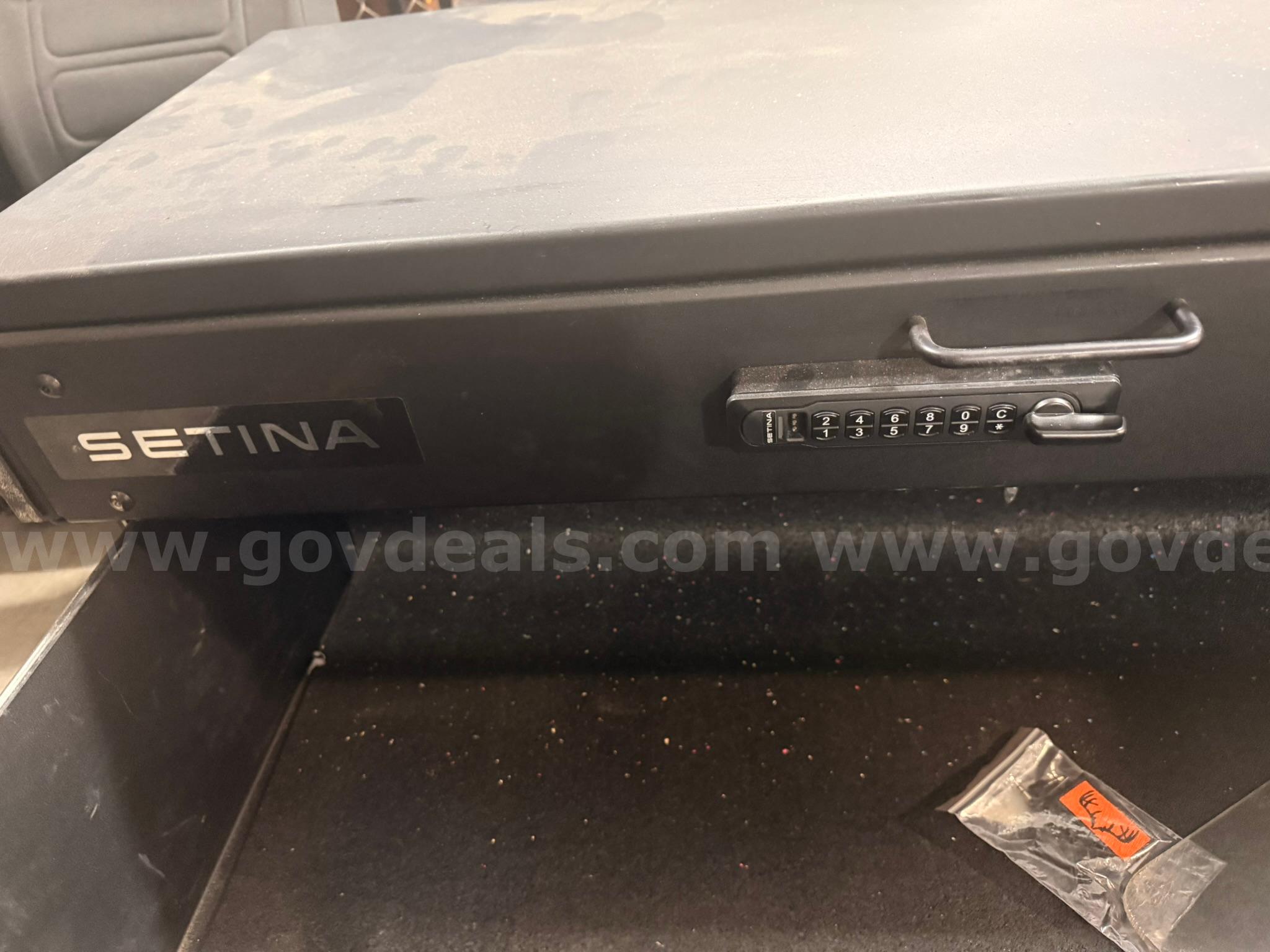 Setina Locking Vehicle Equipment Storage Drawer Setina  Government Surplus Auction - Photo #5