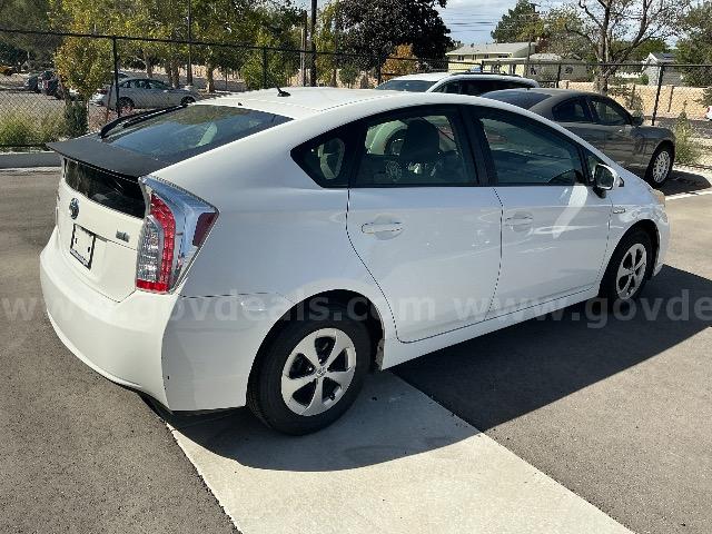 2013 TOYOTA PRIUS II HYBRID 4 DOOR  SEDAN -- UNLEADED/ELECTRIC TOYOTA PRIUS Government Surplus Auction - Photo #4