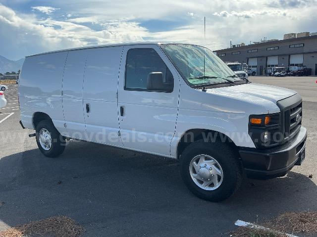 2013 FORD E250 FULLSIZE CARGO VAN -- UNLEADED/E85 FORD E250 Government Surplus Auction - Photo #3