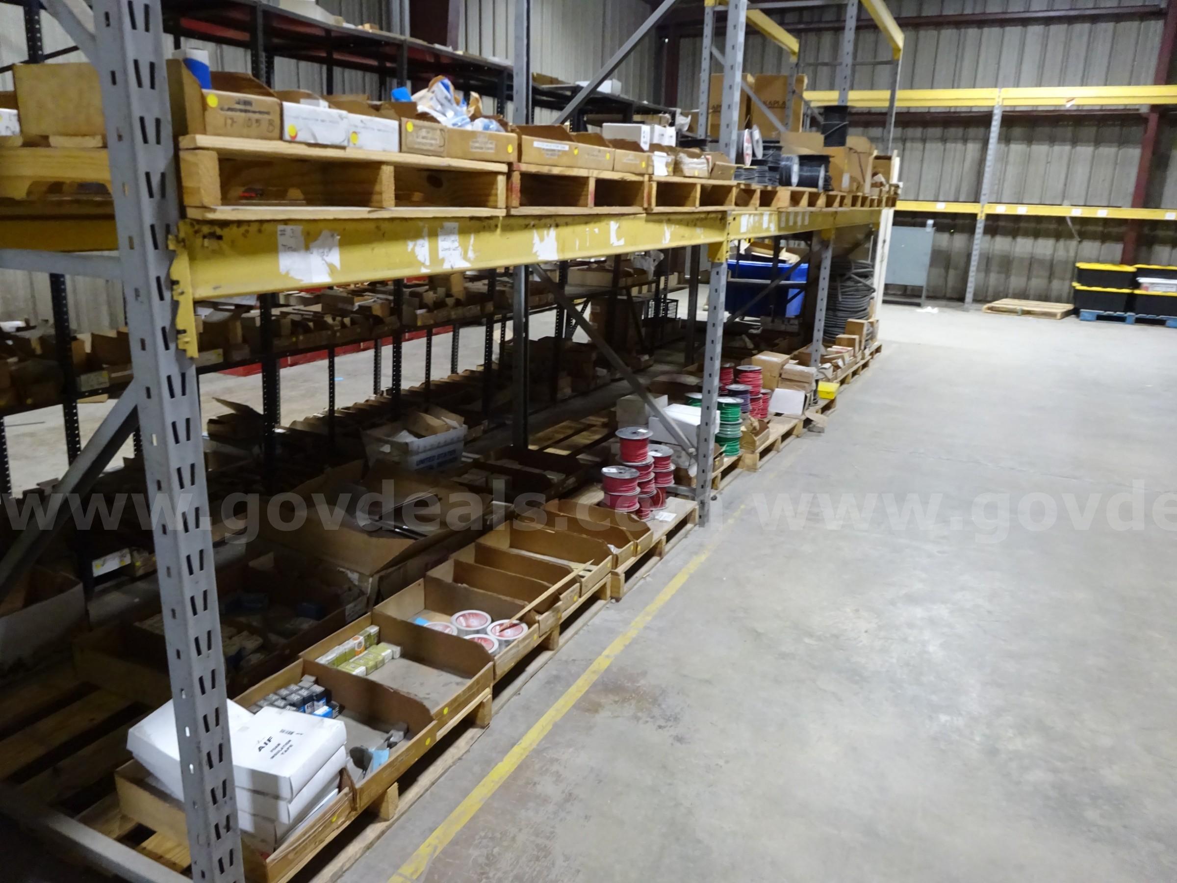 Miscellaneous Warehouse Surplus   Government Surplus Auction - Primary Photo