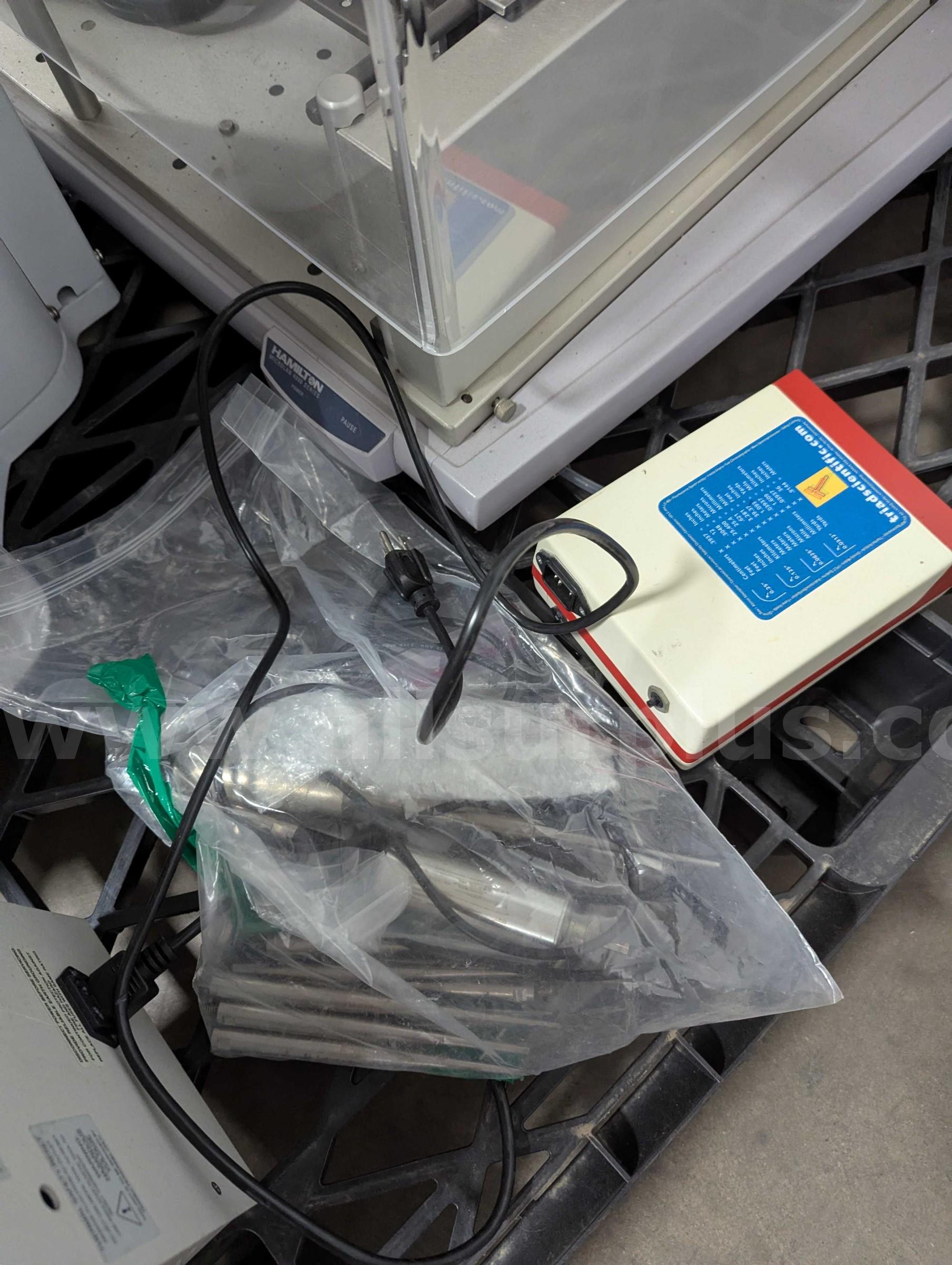 2 Pallets of Lab Equipment #3   Government Surplus Auction - Photo #5
