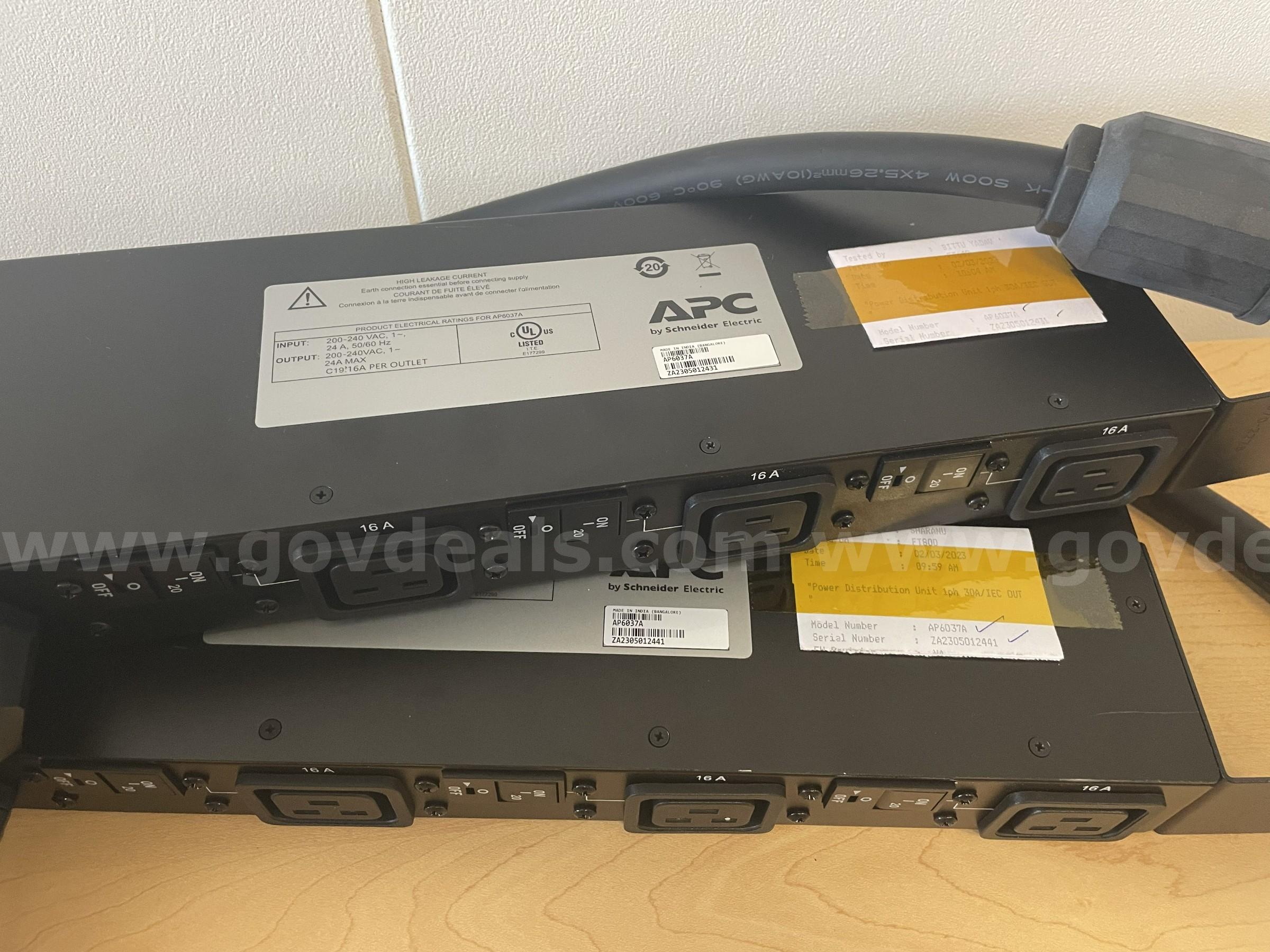 Four APC PDUs   Government Surplus Auction - Photo #2